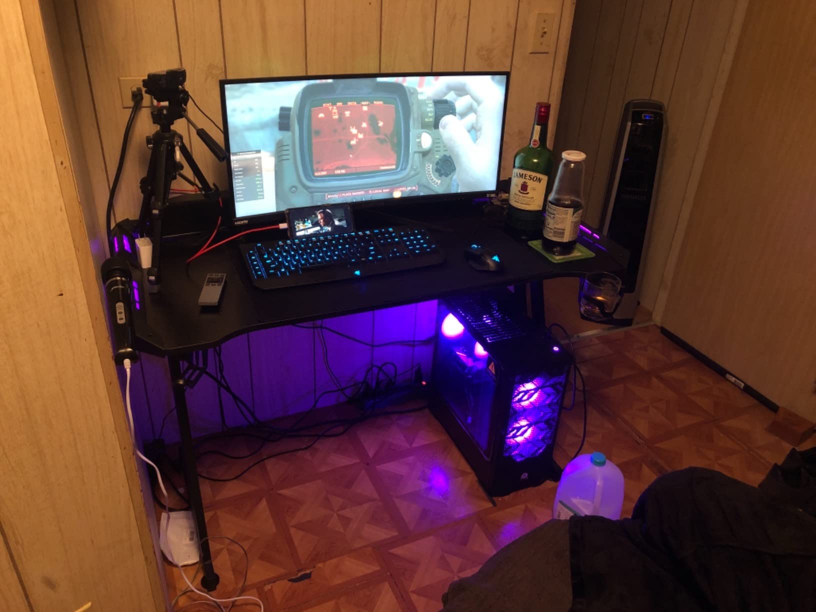HLDIRECT 47 Inch Gaming Desk with LED Lights, Large RGB Computer Gaming Desk Table with Cup Holder Headphone Hook Mouse Pad, Ergonomic Modern Carbon Fiber Mesa Gamer Pc Work Home Office Desks, Black customer photo 1