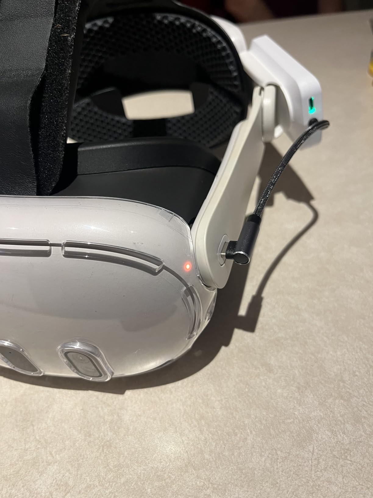 Battery Pack for Oculus Quest 3 and 2, Accessories for Meta Quest 2/3, 5000mAh Extended Battery Charger Compatible with Meta Oculus Quest 2/3 Original Strap and Elite Strap Lightweight VR Accessories customer photo 1