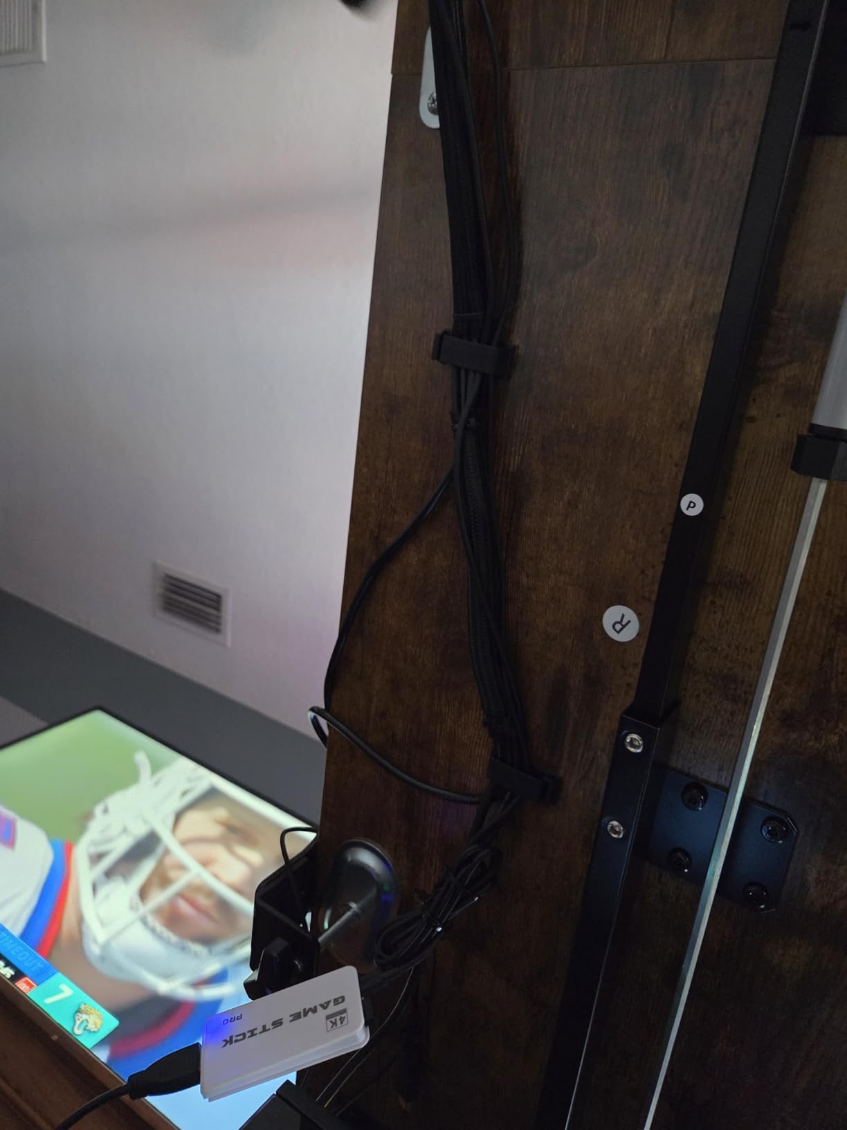 N NOROCME 192 PCS Cable Management Kit - Wire Organizer Sleeve, Cable Holder, Cord Clips, Fastening Ties customer photo 1