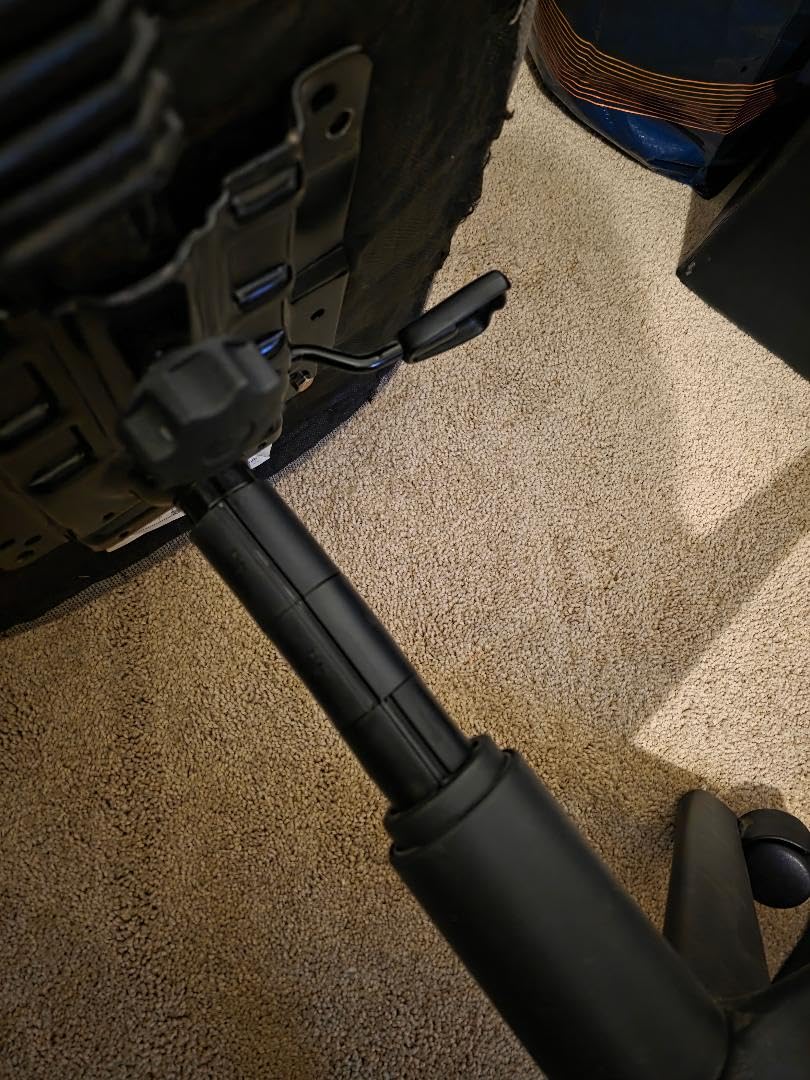 Salbree Office Chair Hero Fix Attaches Clamps to Large Cylinder Piston Stops Your Chairs from Sinking customer photo 1