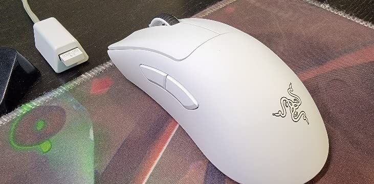 Razer DeathAdder V3 Pro Wireless Gaming Mouse customer photo 1