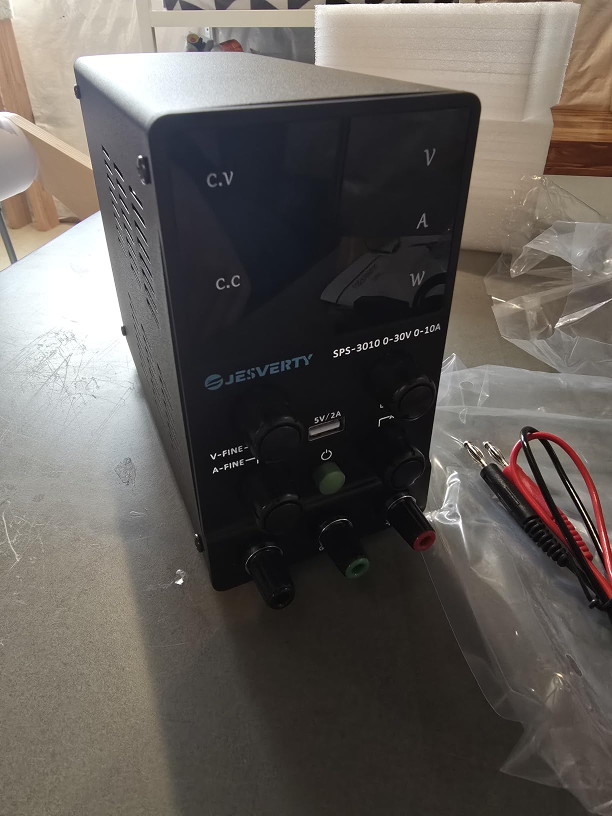 DC Power Supply Variable, 0-60V 0-5A Adjustable Switching DC Regulated Bench Power Supply with High Precision 4-Digit LED Display, 5V/2A USB Port, Coarse and Fine Adjustment SPS-6005 customer photo 2