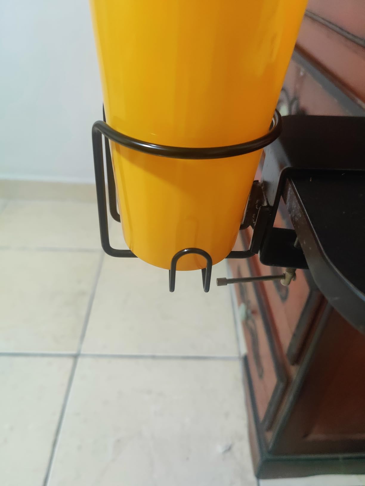 Large Desk Cup Holder, Clip On Table Cup Holder, Anti-Spill Drink Holder for Lawn Chair, Horizontal or Vertical Mount, Pack of 1, Black customer photo 1