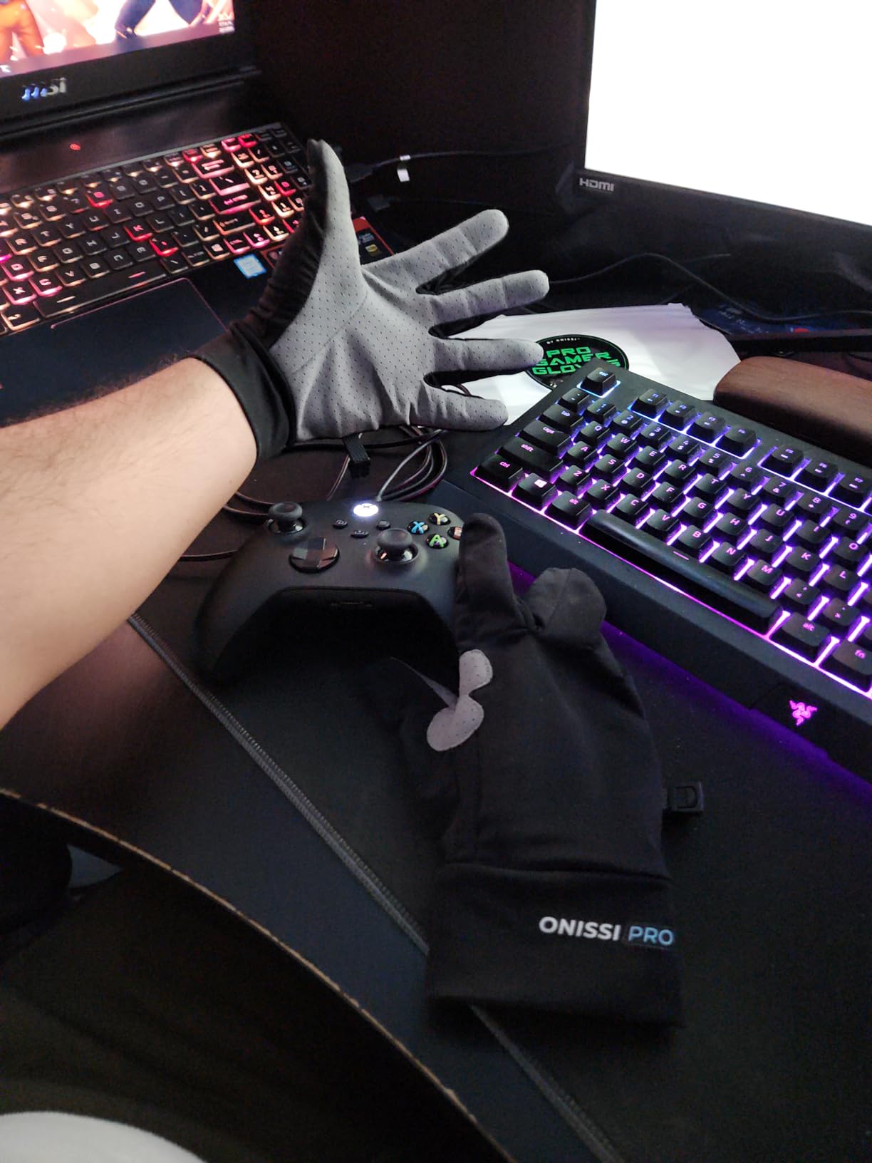 ONISSI Pro Gaming Gloves for Sweaty Hands | Sim Racing Gloves | Full Finger Gamer Grip for PS4/PS5/Xbox/PC/VR/Sim Racer customer photo 1