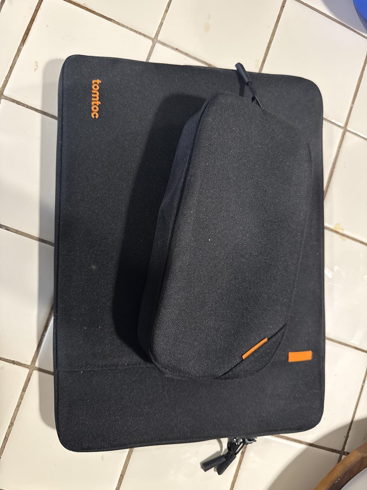 tomtoc 360 Protective Laptop Sleeve Set for 16-inch MacBook Pro M5 Pro/Max (2026) A3428 A3429, M4/M3/M2/M1 A3403 A3186 A2991 A2780, Water-Resistant Laptop Case with Accessory Pouch Fits Dell XPS 16 customer photo 1