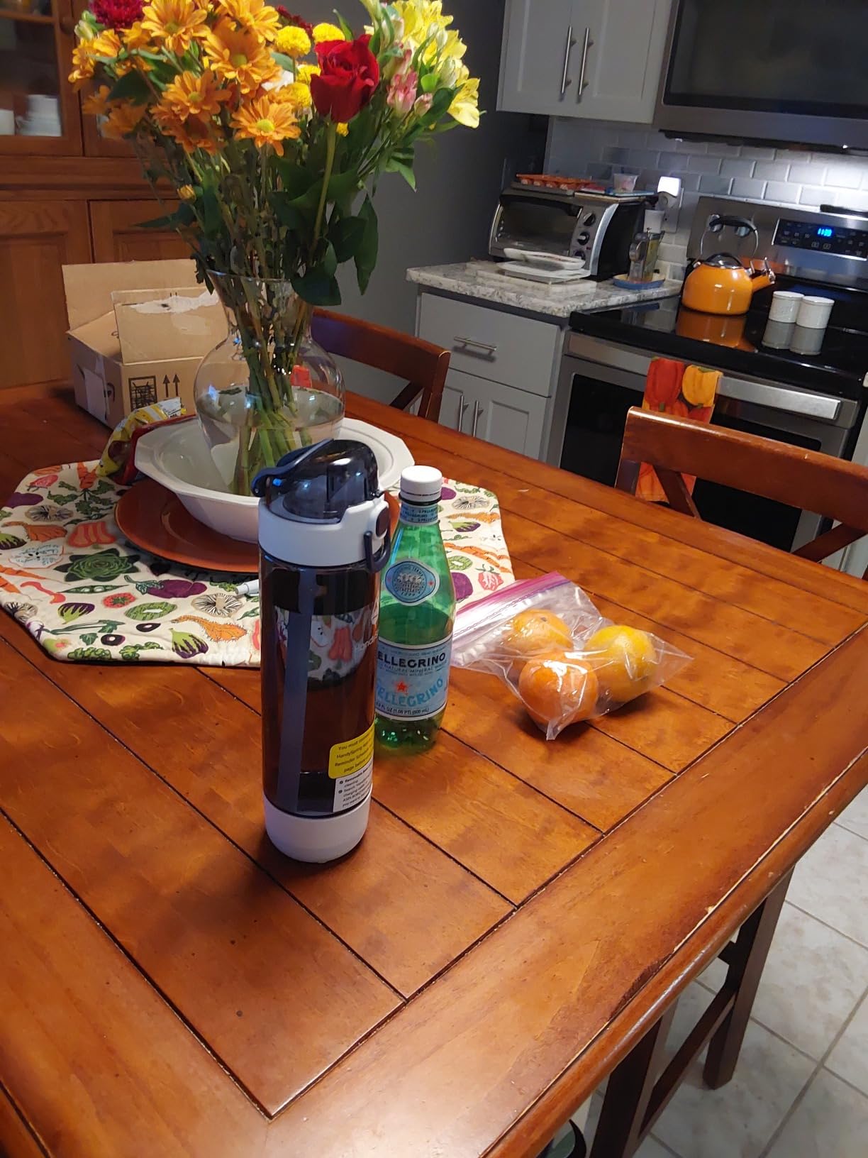 Smart Water Bottle with Reminder To Drink Water, Lights And Sound, Water Intake Tracker, Rechargeable, Tritan Plastic w/Straw, 26 Oz customer photo 1