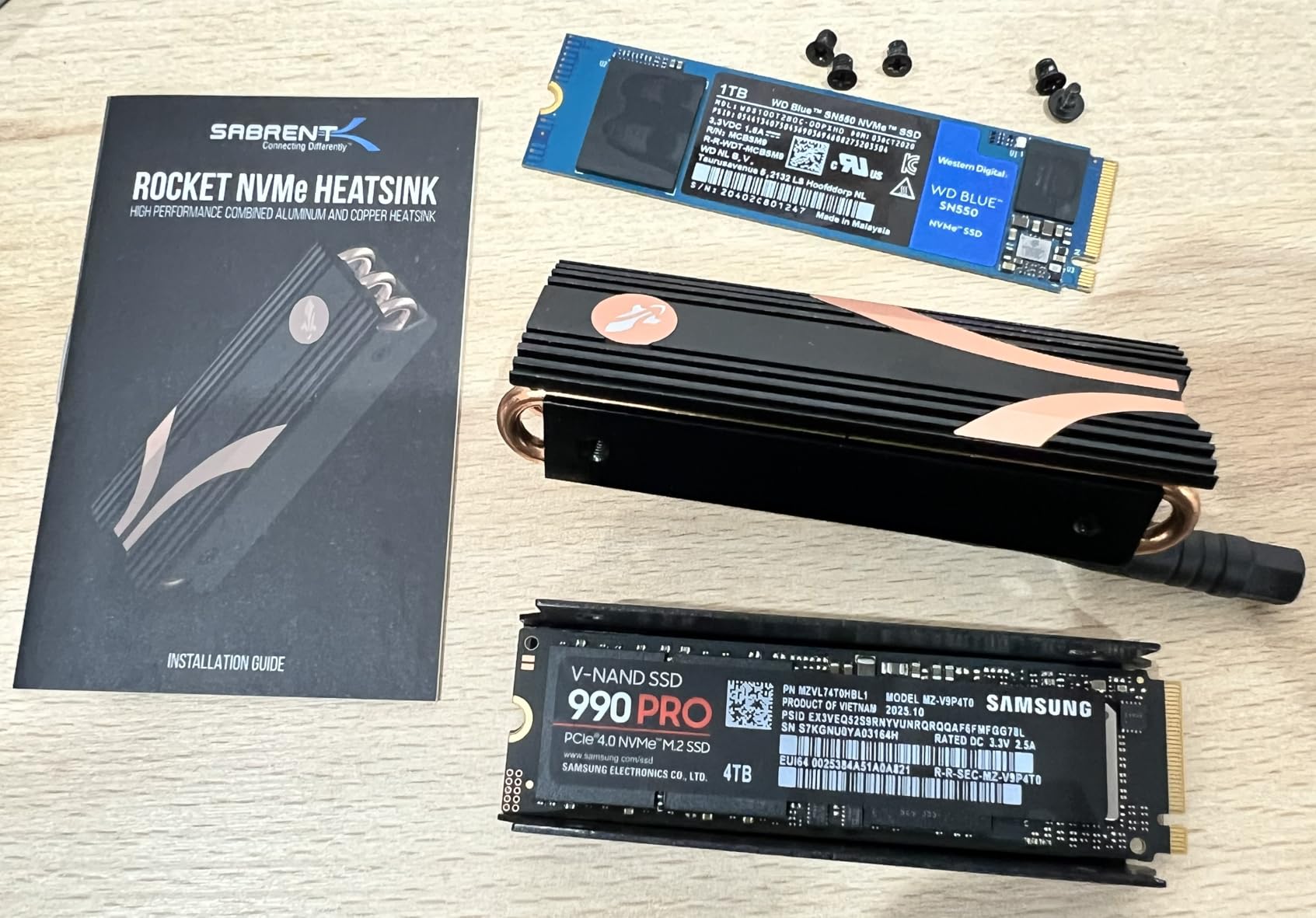 Samsung 990 PRO w/ Heatsink SSD 2TB, PCIe Gen4 M.2 2280 Internal Solid State Hard Drive, Seq. Read Speeds Up To 7,450MB/s for High End Computing, Workstations, Compatible w/ PlayStation 5, MZ-V9P2T0CW customer photo 2