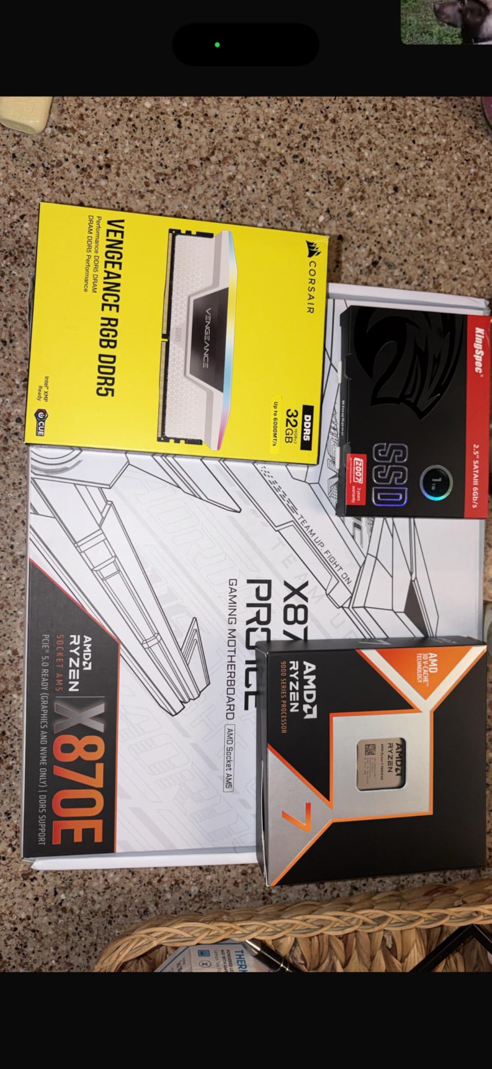 KingSpec 1TB 2.5 SSD SATA III Internal - 550MB/s Read, 520MB/s Write with 3D NAND Flash customer photo 1