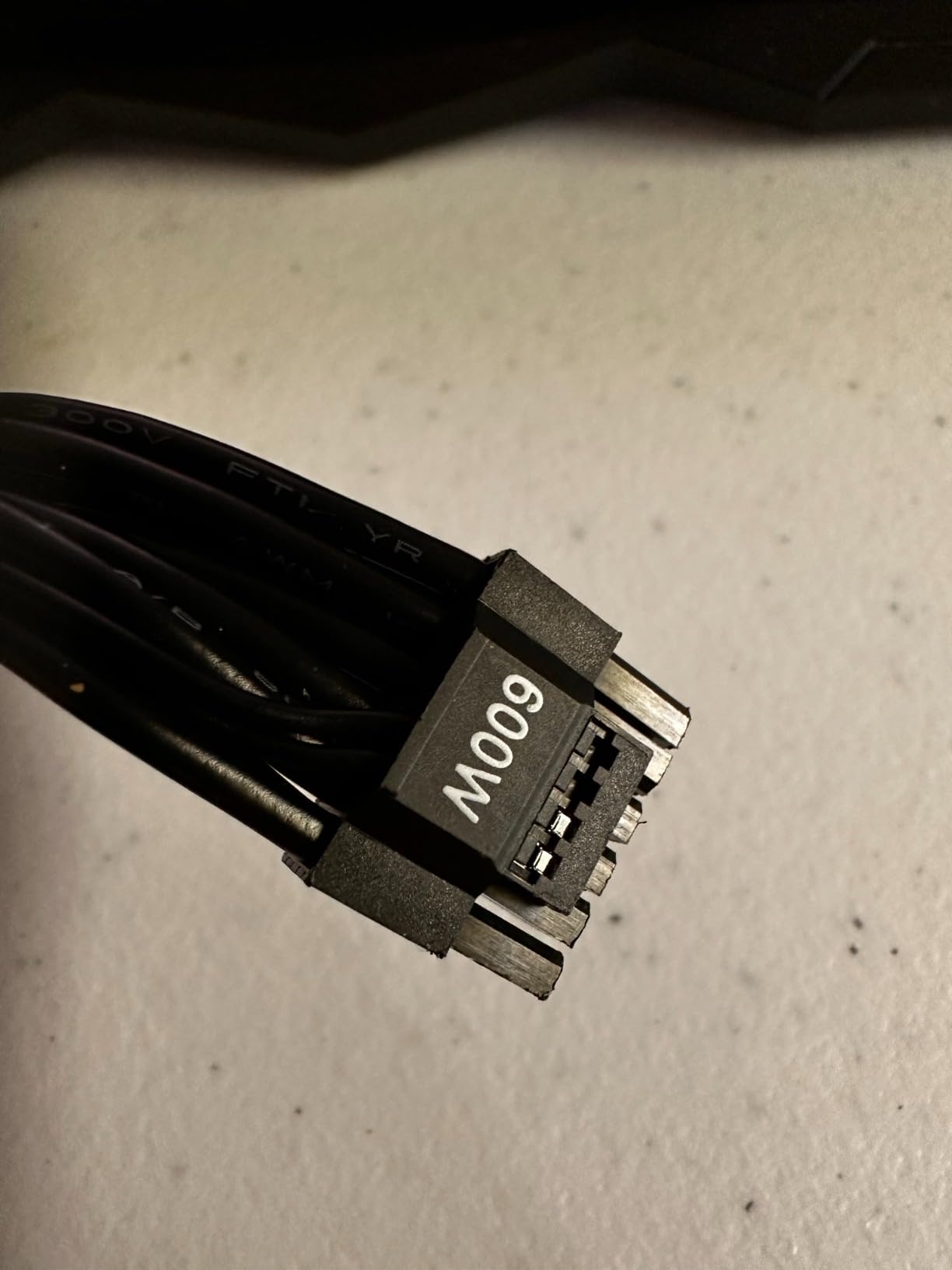 be quiet! BC072 12VHPWR Adapter Cable for Dark Power Pro 12 / Dark Power 12 / Straight Power 11 / Pure Power 11 FM, for RTX 4090 and RTX 4080. customer photo 1