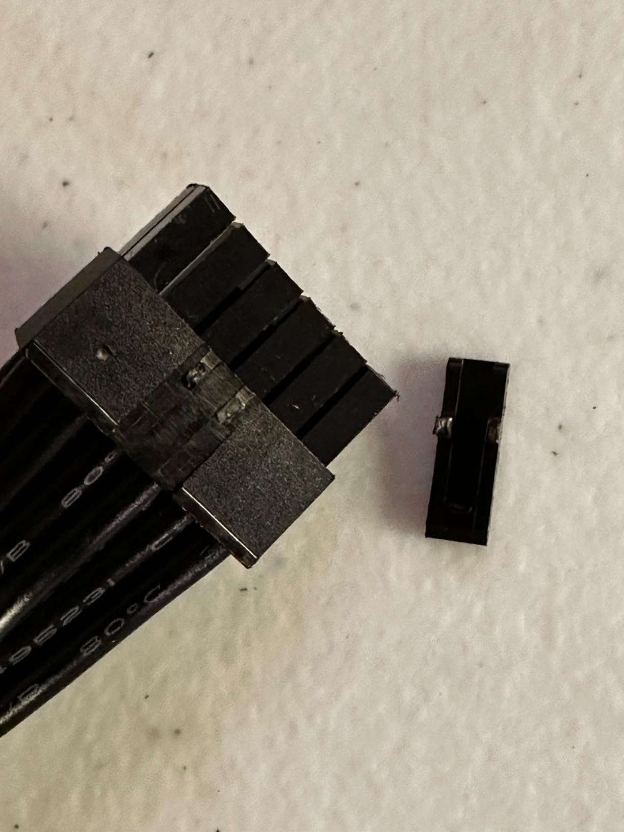 be quiet! BC072 12VHPWR Adapter Cable for Dark Power Pro 12 / Dark Power 12 / Straight Power 11 / Pure Power 11 FM, for RTX 4090 and RTX 4080. customer photo 2