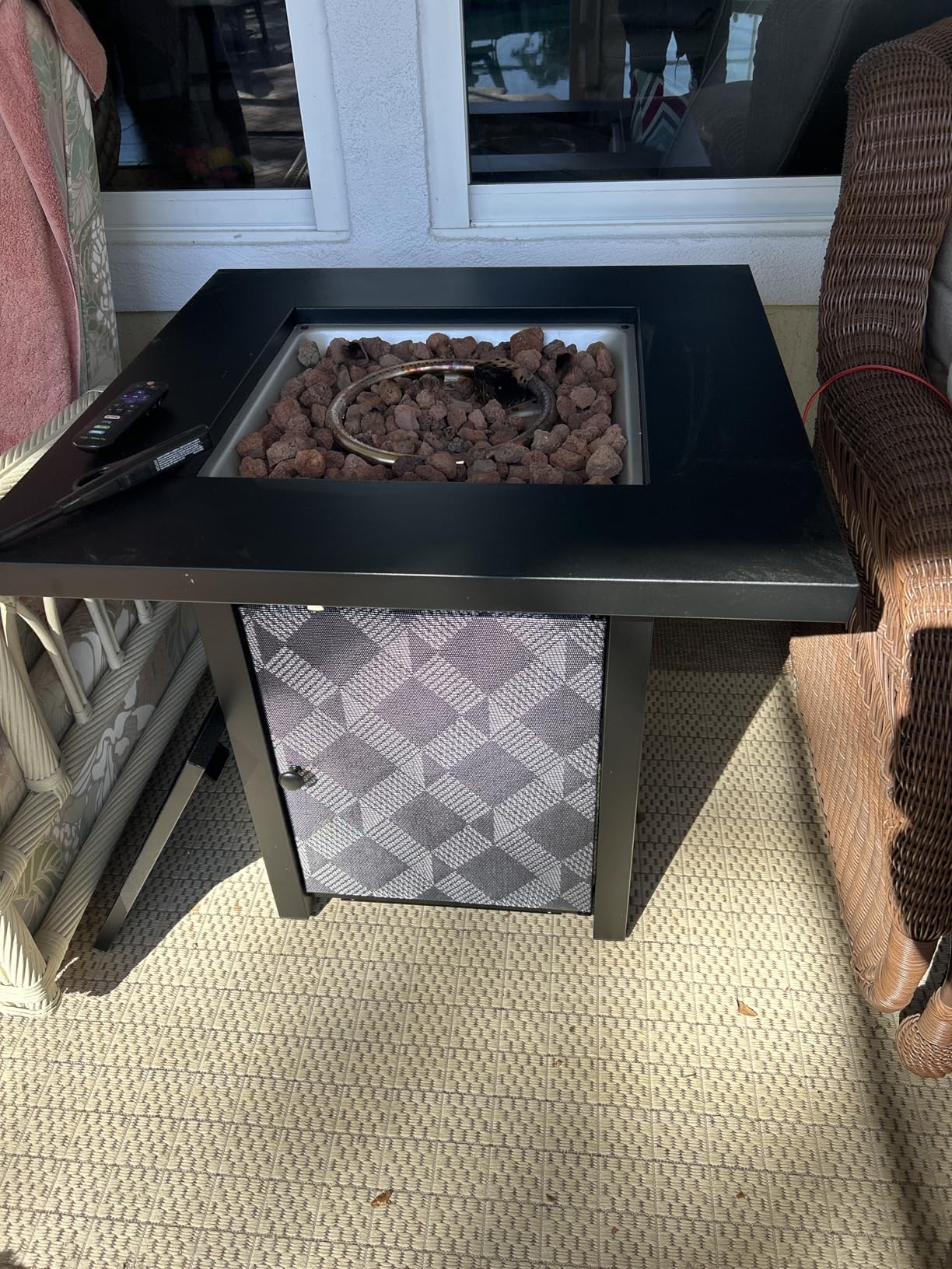 Ciays 42 Inch Gas Fire Pit Table, 60,000 BTU Propane Fire Pits for Outside with Steel Lid and Lava Rock, 2 in 1 Fire Pit Table Gatherings Parties on Patio Deck Garden, CSA-Listed customer photo 1