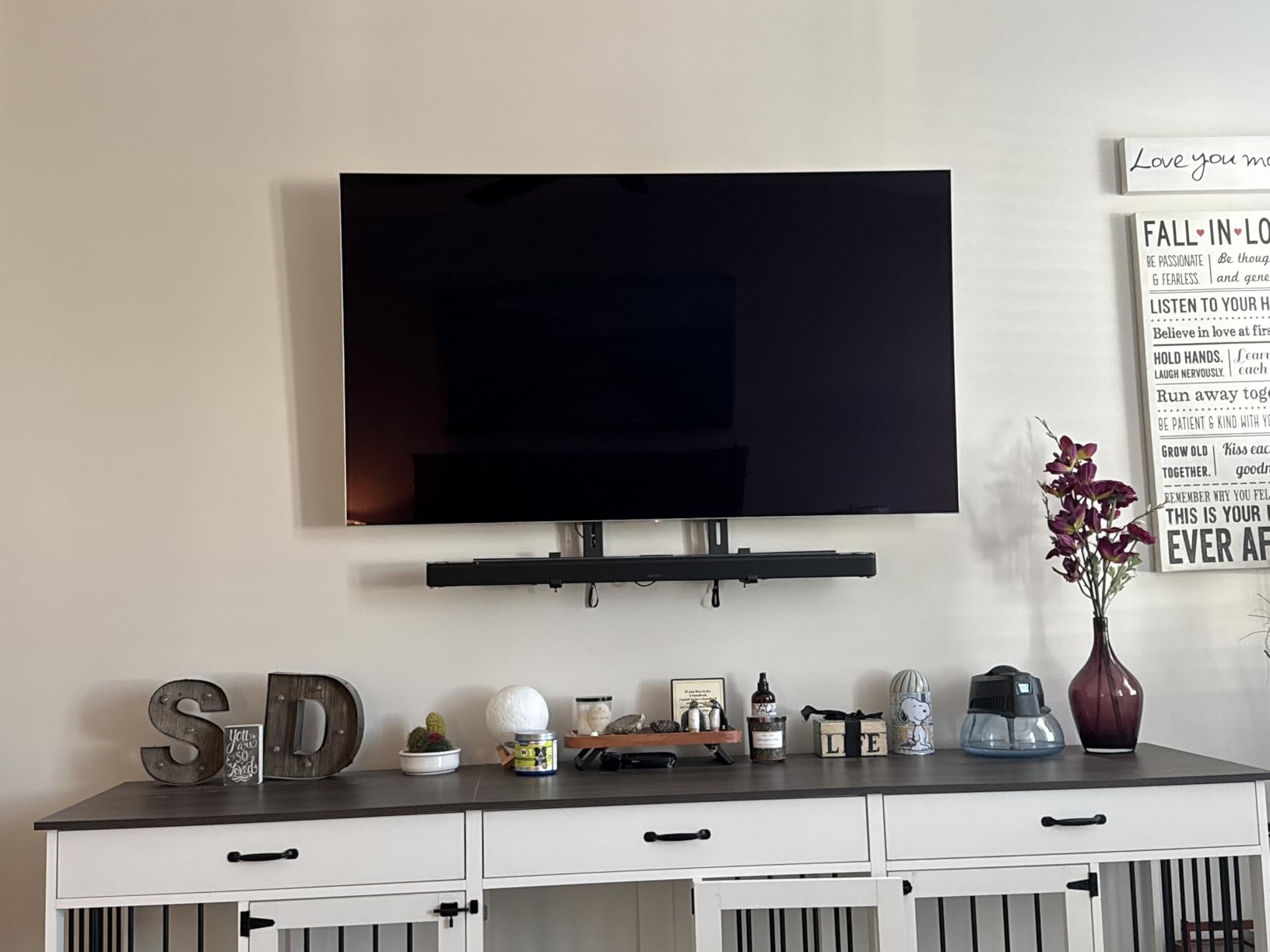 Mounting Dream Advanced Tilt TV Wall Mount for Most 42-90 Inch Flat and Curved Television, Universal Mount Bracket with Extension up to 7 inch, Fits 16, 24, 32 Studs, Max VESA 800x400mm and 120LBS customer photo 1