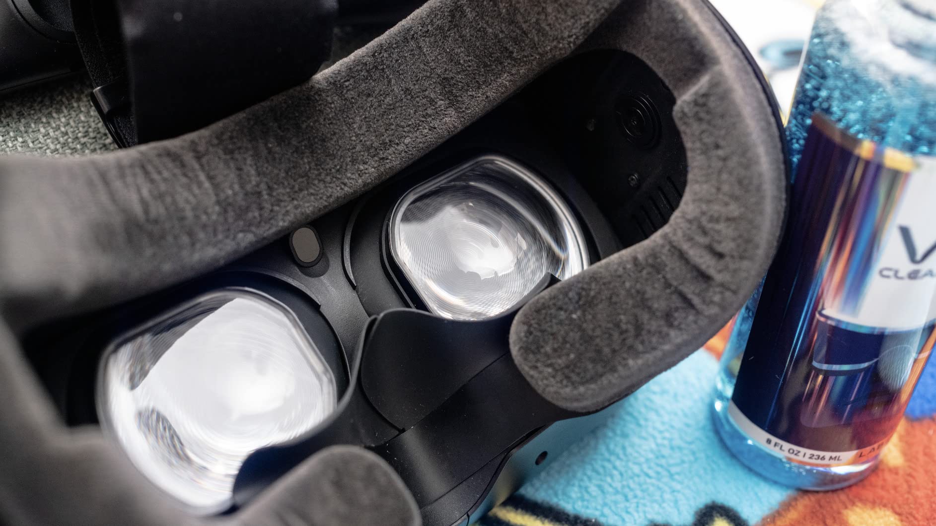 VR Cleaning Kit and Anti-Fog Treatment - Includes VR Cleaner Gel Sprays, Microfiber Cloths, Anti Fog Drop Treatments, Brush and Air Bladder with Precision Nozzle customer photo 1