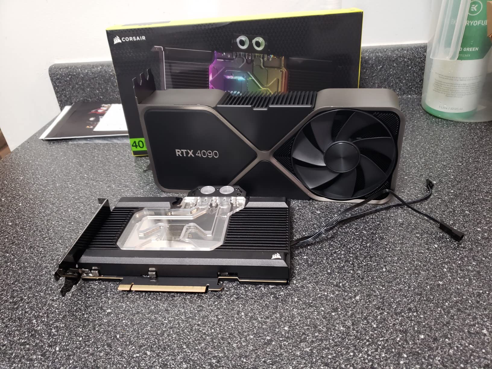 Corsair Hydro X Series XG7 RGB 4080 Founders Edition GPU Water Block - For NVIDIA GeForce RTX 4080 FE - CNC Nickel-Platted Copper - 50 Cooling Fins - Included Backplate & ARGB Adapater Cable - Black customer photo 2
