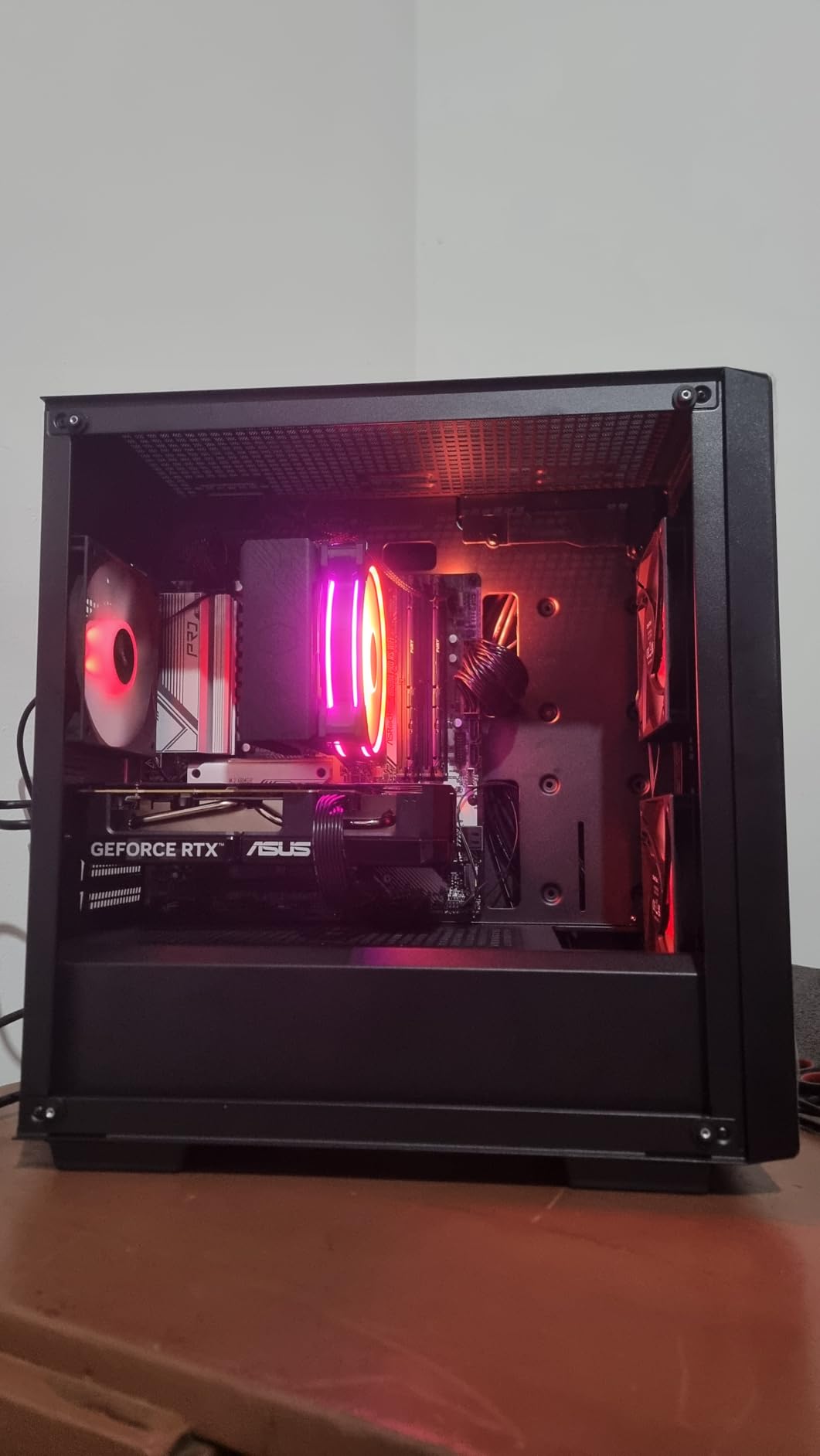 Cooler Master Hyper 212 Halo White CPU Air Cooler, 120 Halo² PWM Fan, Dual Loop ARGB, Aluminum Top Cover, 4 Copper Heat Pipes, 154mm Tall, AMD Ryzen AM5|AM4, Intel LGA 1851|1700|1200 Brackets customer photo 1