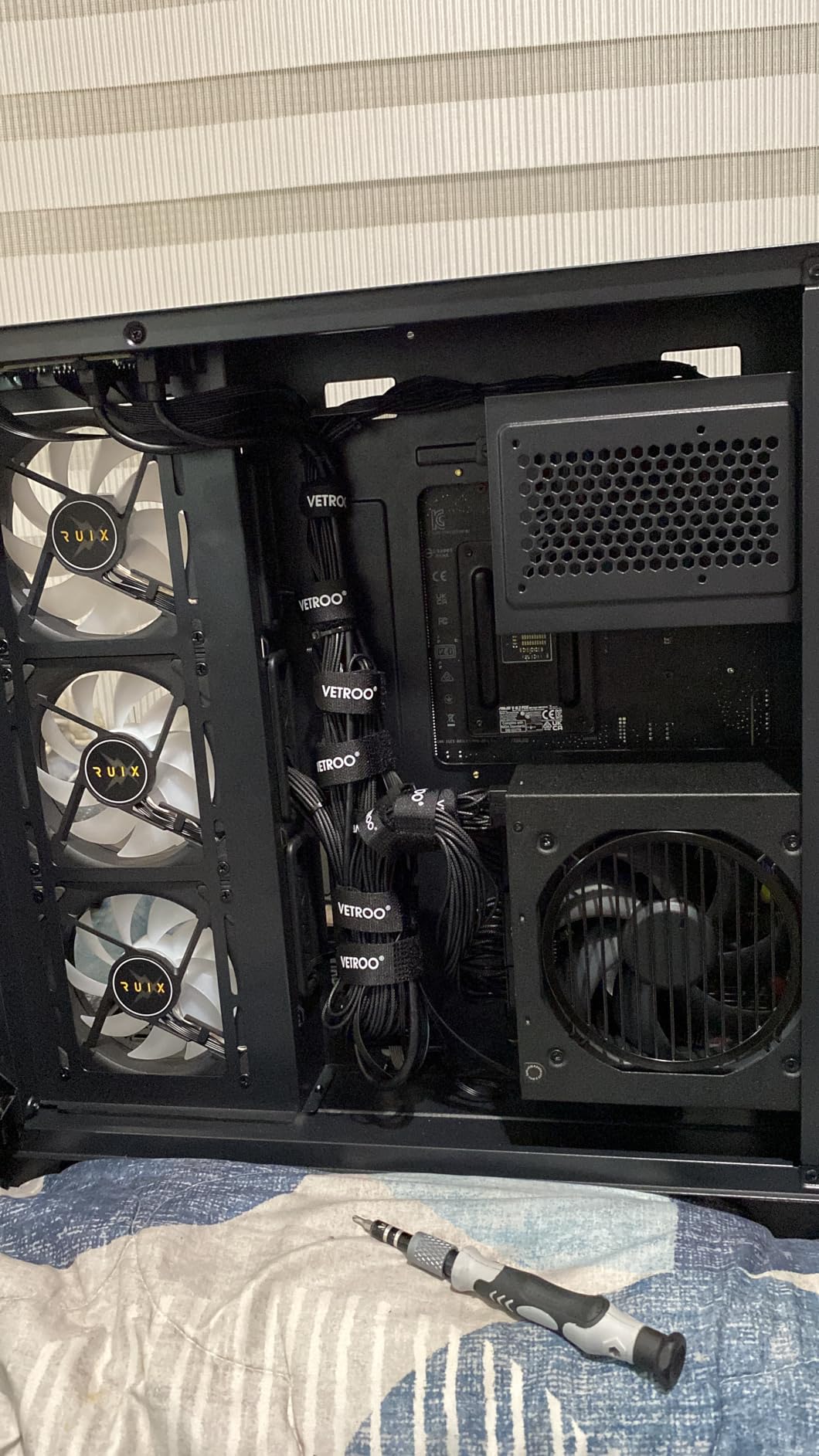 Vetroo 1000W White Power Supply ATX 3.1 Ready Dual PCIe 5.1, 80 Plus Gold Full Modular, Eco Mode with 120mm FDB Fan, Compact Size, 10 Year Warranty for Gaming PC customer photo 2