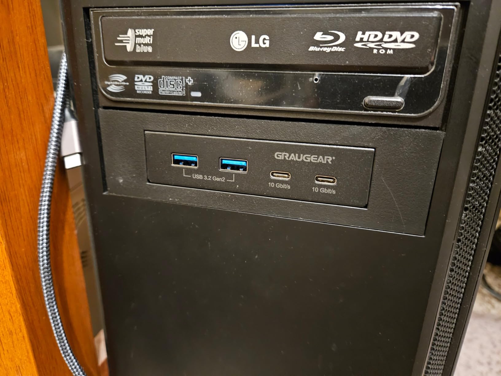 GRAUGEAR 3.5 Inch Front Panel Hub, 4 Ports Internal Metal USB Hub, 2X USB-C 10Gbps and 2X USB 3.2 Gen 2 Ports, USB3.2 Type-E Key-A 20-Pin Header & 15-Pin SATA Power Connector Required [G-MP02] customer photo 2