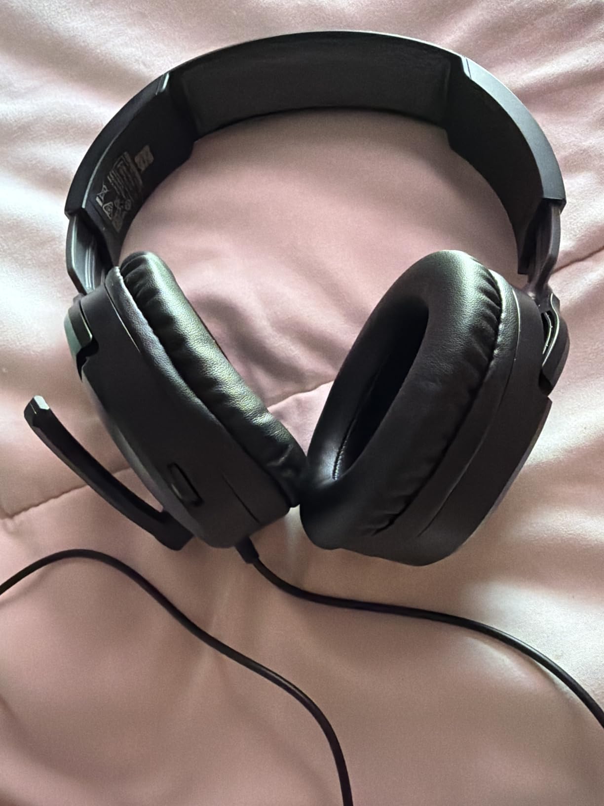 Turtle Beach Recon 70 Multiplatform Gaming Headset for Xbox Series X S, Xbox One, PS5, PS4, PlayStation, Mobile & PC with 3.5mm - Flip-to-Mute Mic, 40mm Speakers, Lightweight Design, Lavender customer photo 2
