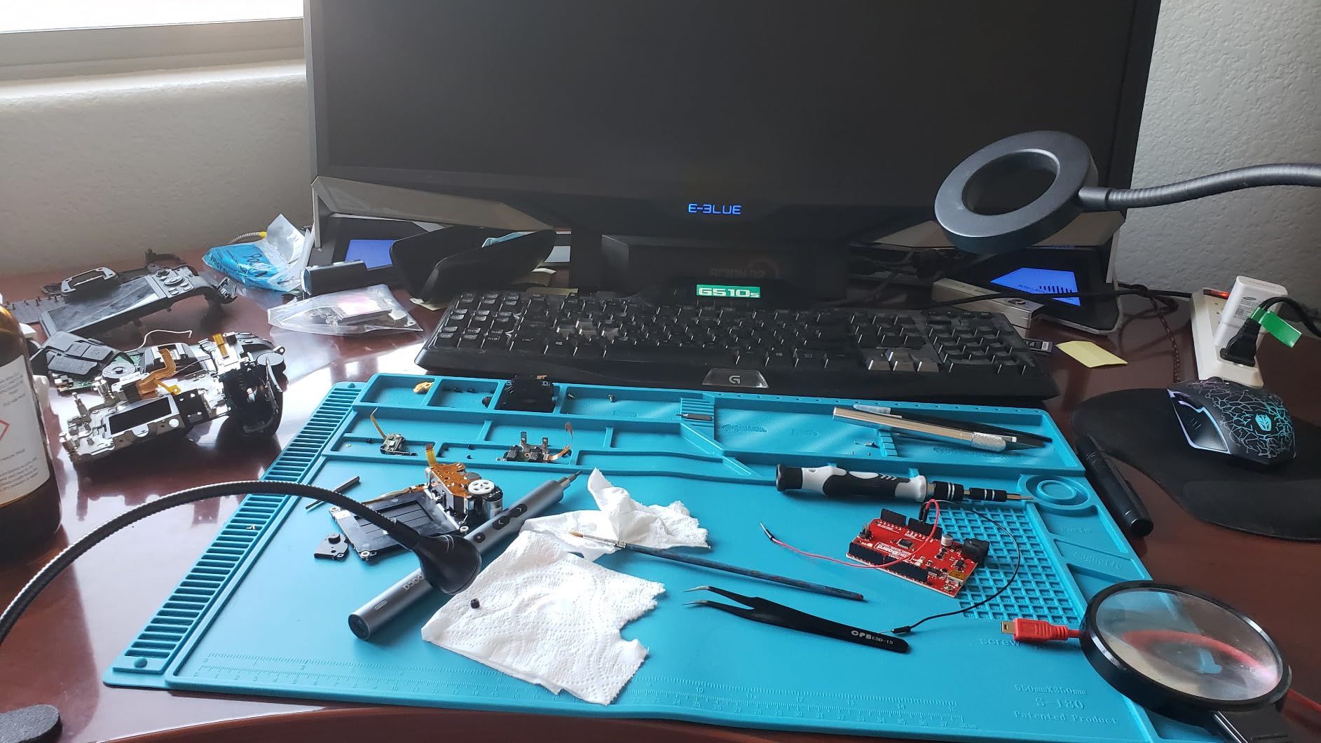 CPB Large Soldering Mat Kit - Silicone Repair Mat Heat Resistant Magnetic Work Mat with ESD Wrist Strap and 3 Tweezers for Electronic, Computer, Phone - 21.6'' x 13.8'' MS180K customer photo 1