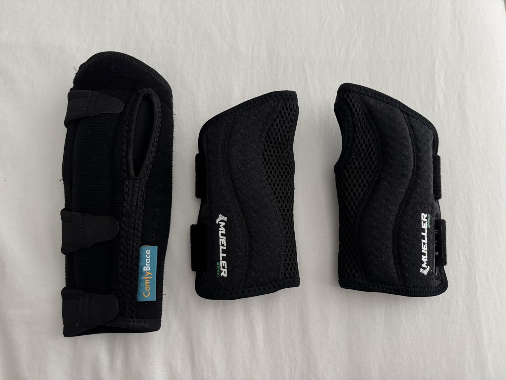 ComfyBrace Carpal Tunnel Wrist Brace (Pack of 2) with Splint and Palm Cushion - (Adjustable and Fits Both Hands) - for Support, Carpal Tunnel, Tendonitis, Wrist Injury, and Pain customer photo 1