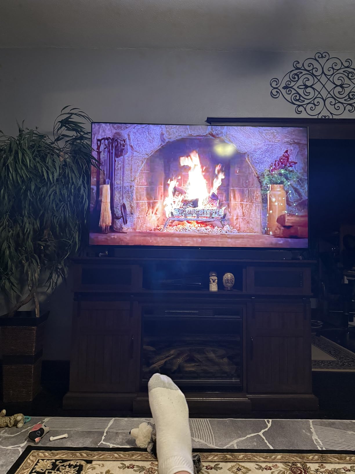 Sony 65 Inch 4K Ultra HD TV X90L Series: BRAVIA XR Full Array LED Smart Google TV with Dolby Vision HDR and Exclusive Features for The PlayStation® 5 XR65X90L- Latest Model,Black customer photo 2