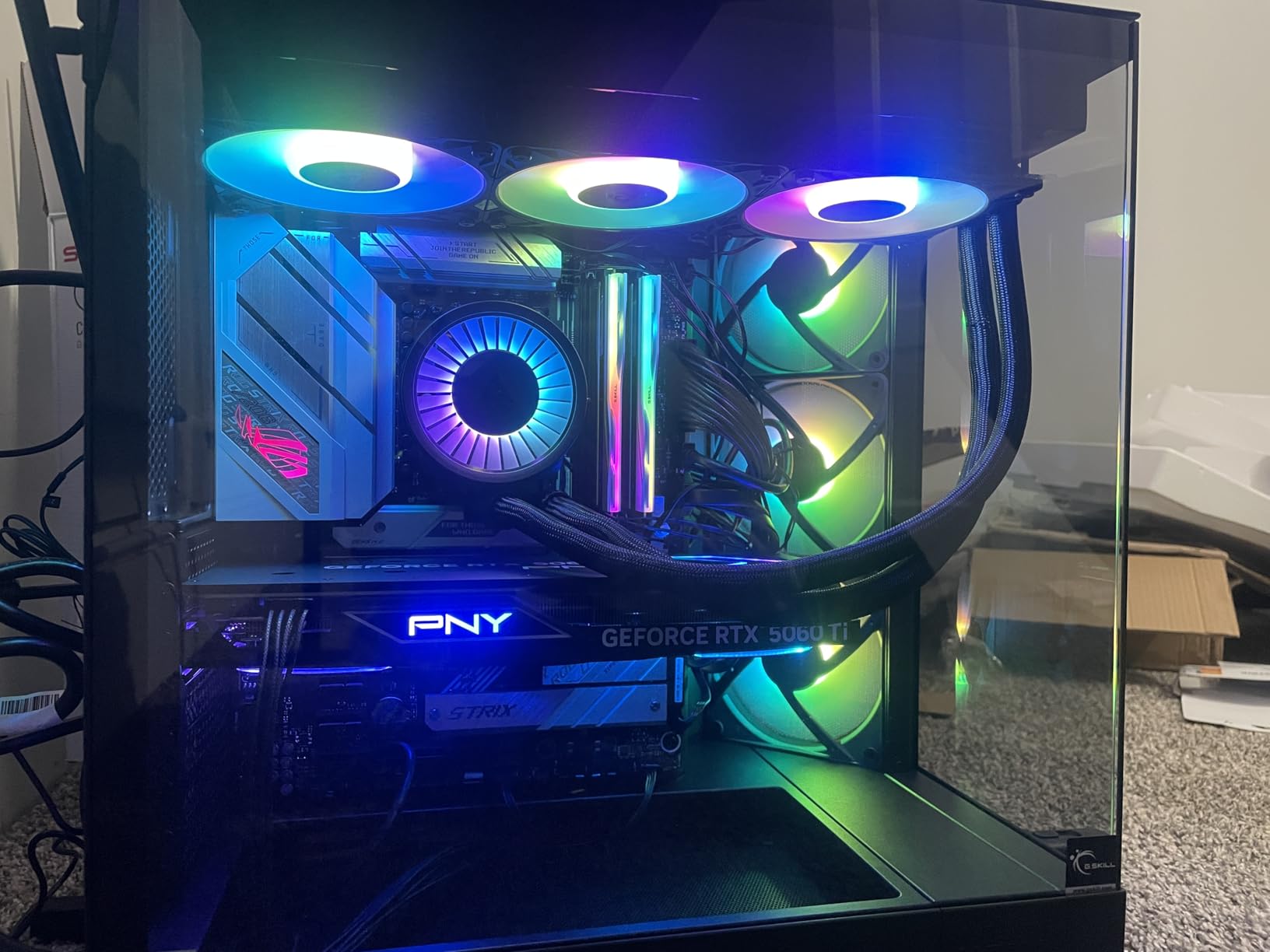 ASUS TUF Gaming 850W Gold (850 Watt, ATX 3.0 Compatible, Fully Modular Power Supply, 80+ Gold, Military-Grade Components, Dual Ball Bearing, Axial-tech Fan, PCB Coating, 10 Year Warranty) customer photo 1