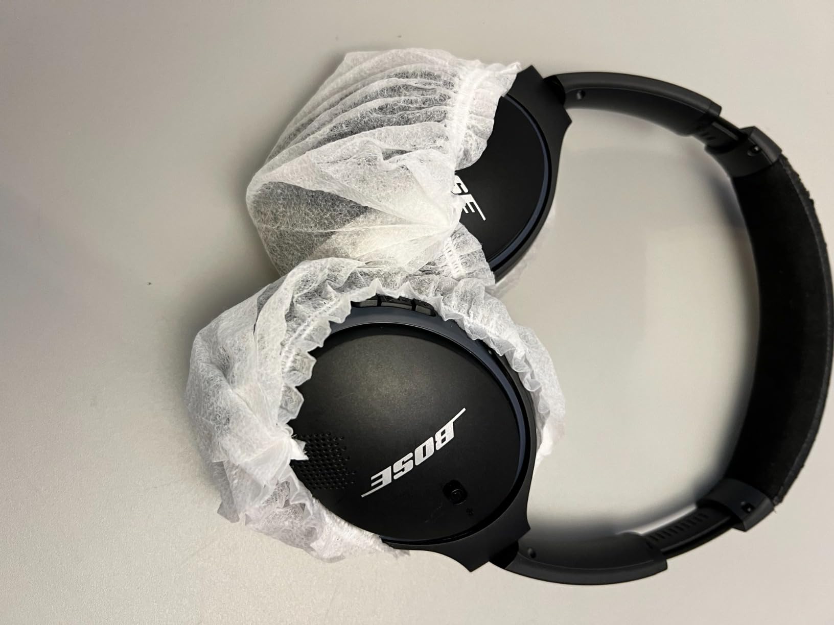 Hoteam 500 Pcs Disposable Headphone Covers, Non-Woven Sanitary Headphone Hygiene Covers for Over-Ear Headphones (8-11cm), White customer photo 2