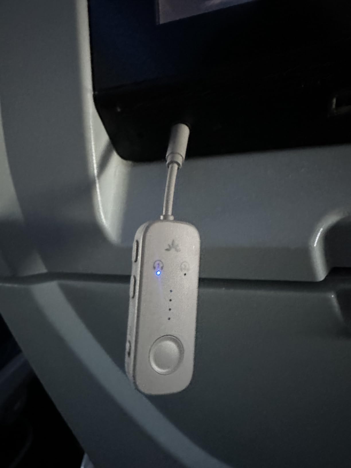 Avantree Relay - Premium Airplane Bluetooth Adapter with Advanced Qualcomm Chipset, 2 Headphones Support, 25hrs Play Time, aptX Adaptive & HD Audio Transmitter for Airpods, Bose & Travel Flight customer photo 1