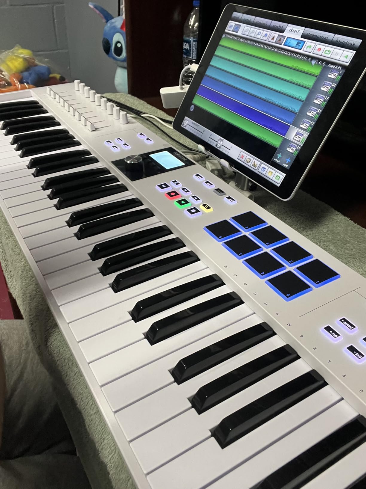 Arturia KeyLab Essential mk3 - 61 Key USB MIDI Keyboard Controller with Analog Lab V Software Included customer photo 1