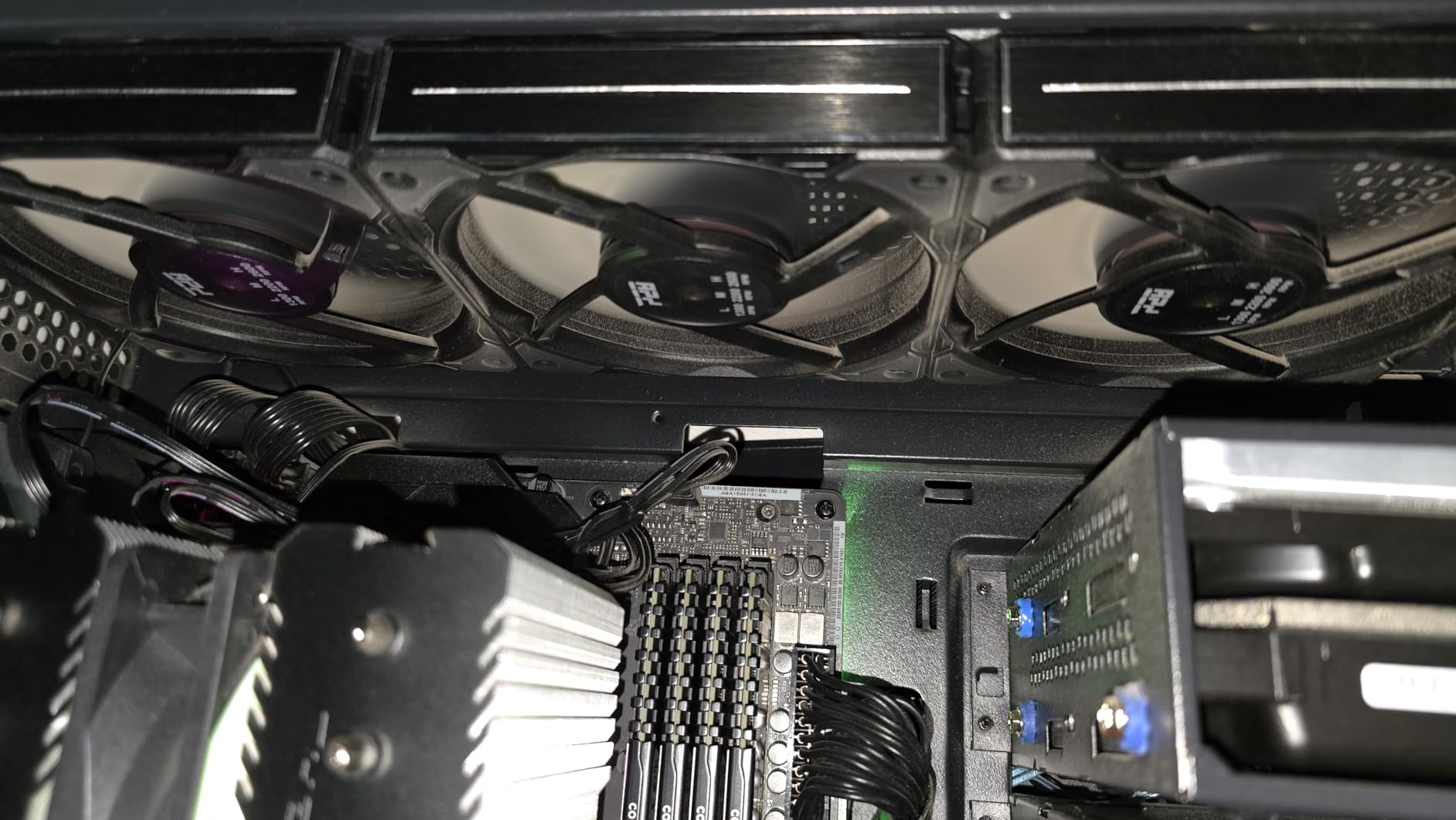 UNI Fan P28 Optional Side diffused RGB Strip 3 Pcs Pack, White Color Frame (Compatible with P28120-1W, P28120-3W, GA2P36W) -P28ARGB-W customer photo 2