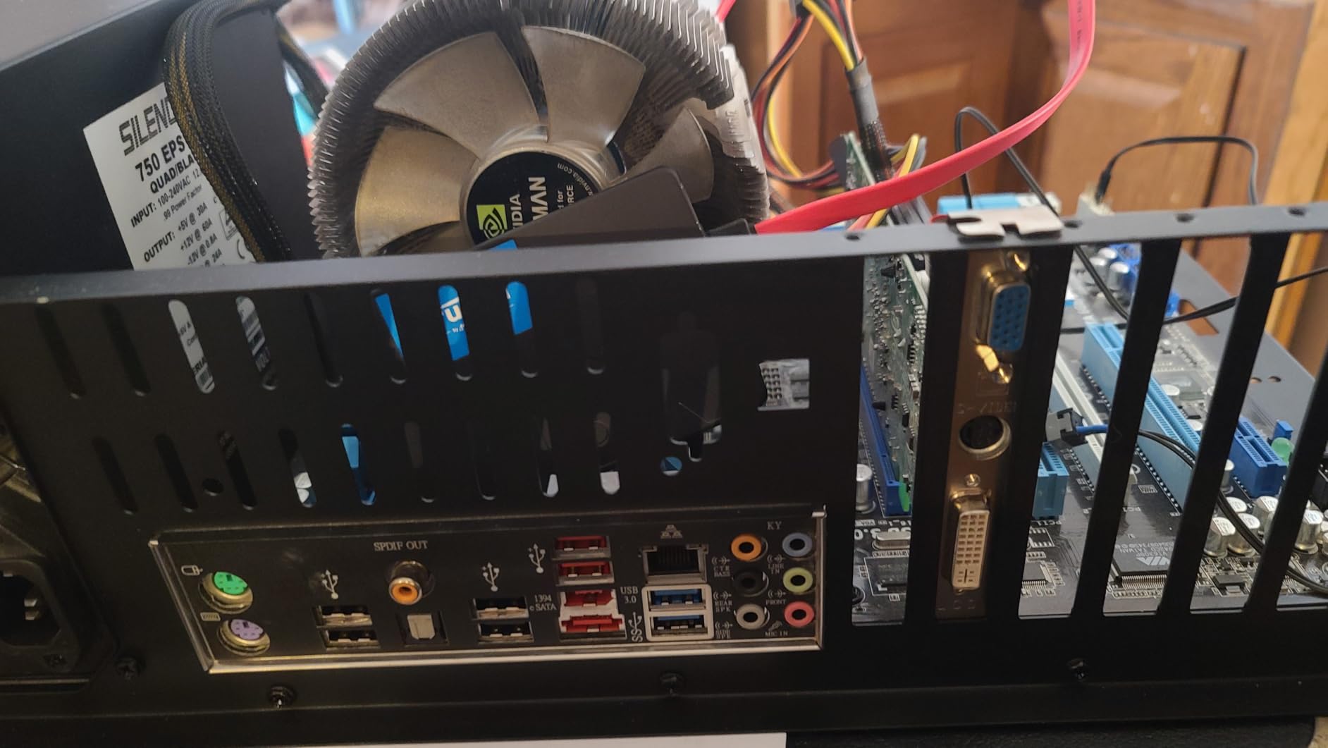 DIY Pc Test Bench, Open Chassis Case Rack for ATX/M-ATX/ITX Motherboards,Widely Body Heat Dissipation Design Open Air Pc Case, SSD Motherboards Accessories (1 Pc) customer photo 2