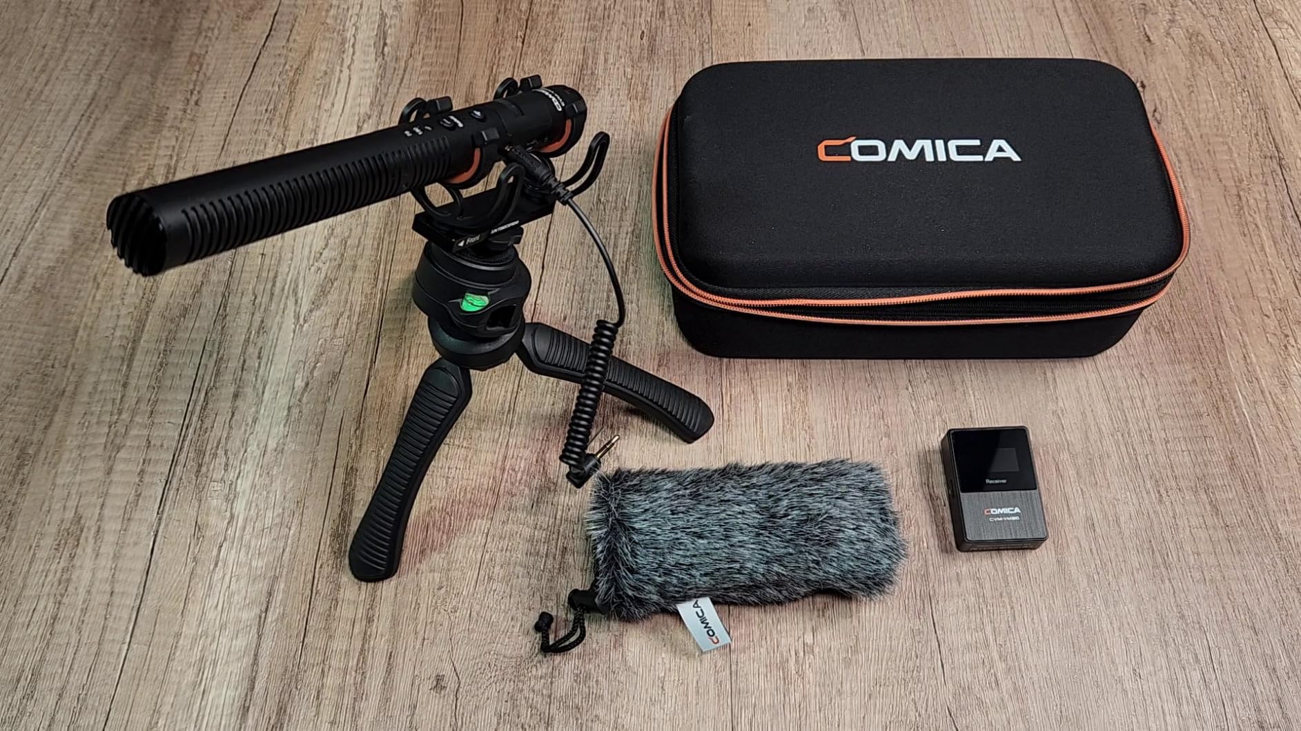 COMICA VM30 Shotgun Microphone with Wireless Modes, USB C Digital Output, 75/150Hz, Super-Cardioid Universal Camera Microphone for Filmmakers, Vloggers - Wireless Mic for Camera, Smartphone, and PC customer photo 1