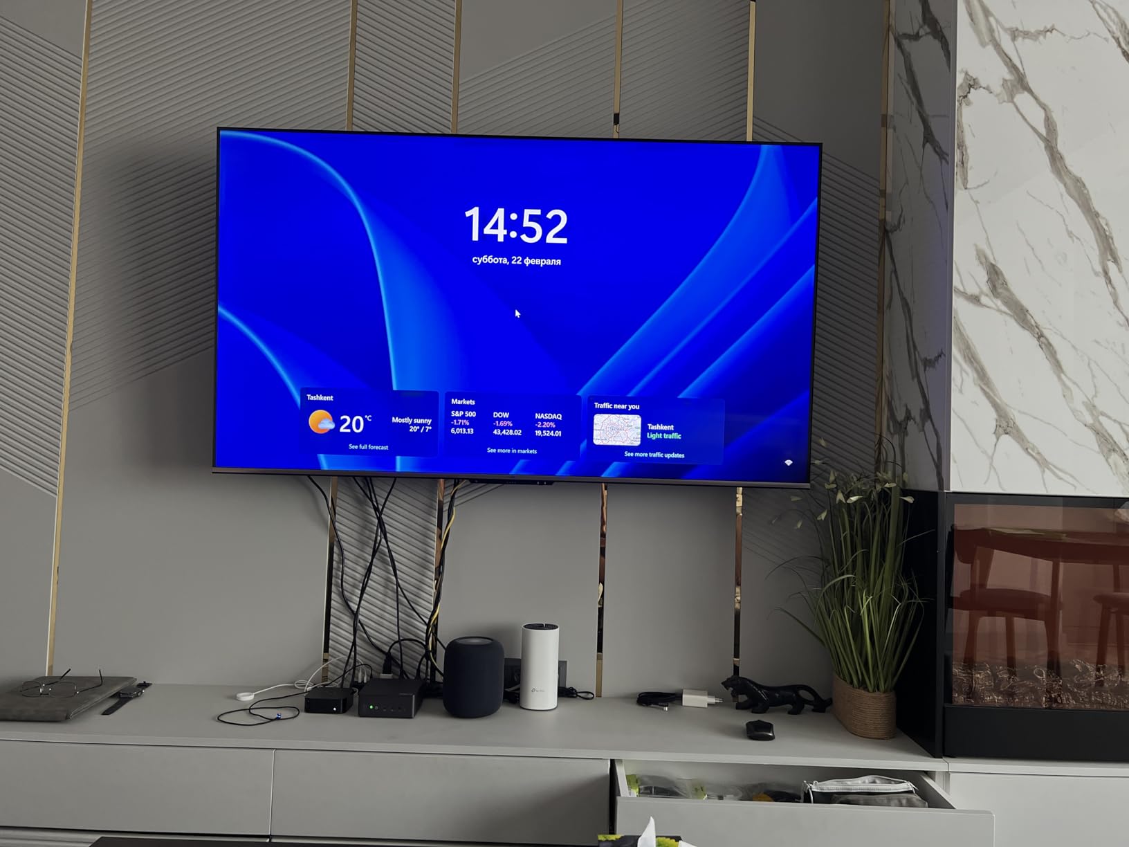 MINISFORUM UM773 Mini PC Barebone with AMD Ryzen 7 7735HS & AMD Radeon 680M,up to 4.75GHz Mini Computer, 2 x HDMI,1x USB4,4 x USB 3.0, WiFi 6,BT5. 2(NO RAM/SSD/OS) customer photo 2