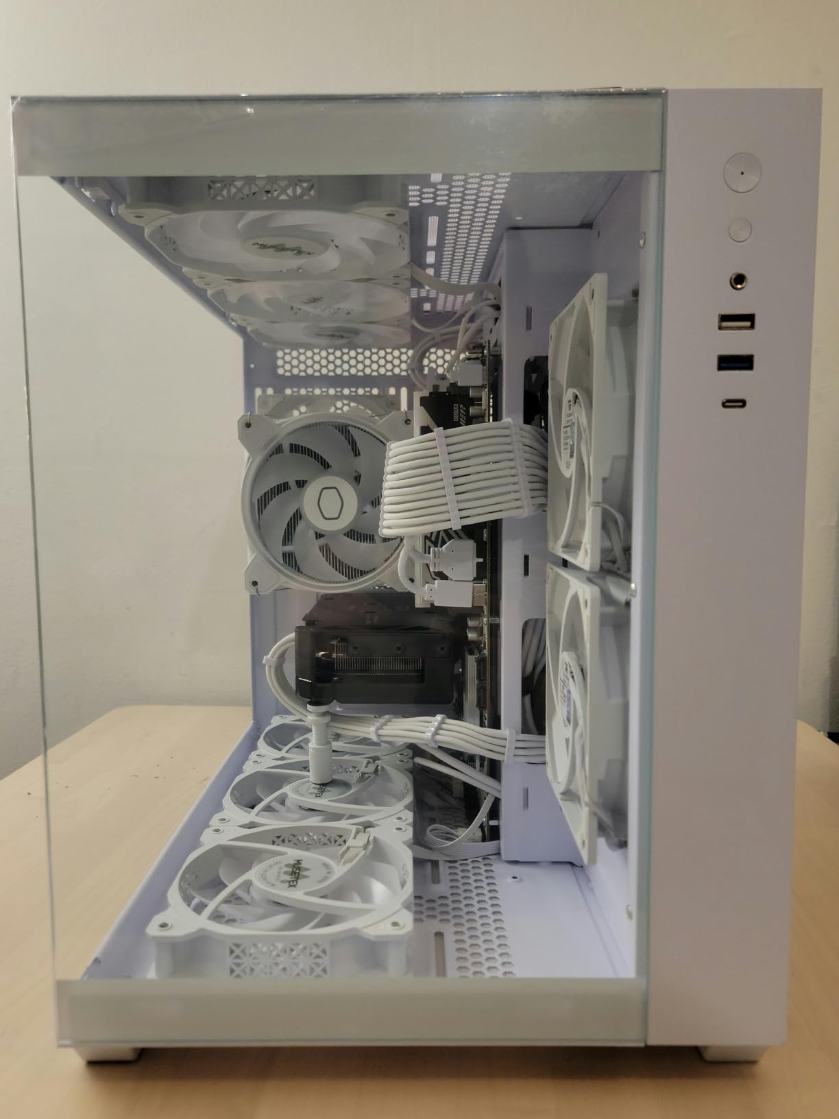 MUSETEX ATX PC Case, 6 PWM ARGB Fans Pre-Installed, 360MM RAD Support, Type-C Gaming PC Case, 270° Full View Tempered Glass Mid Tower, Pure White ATX Computer Case,Y6 customer photo 2