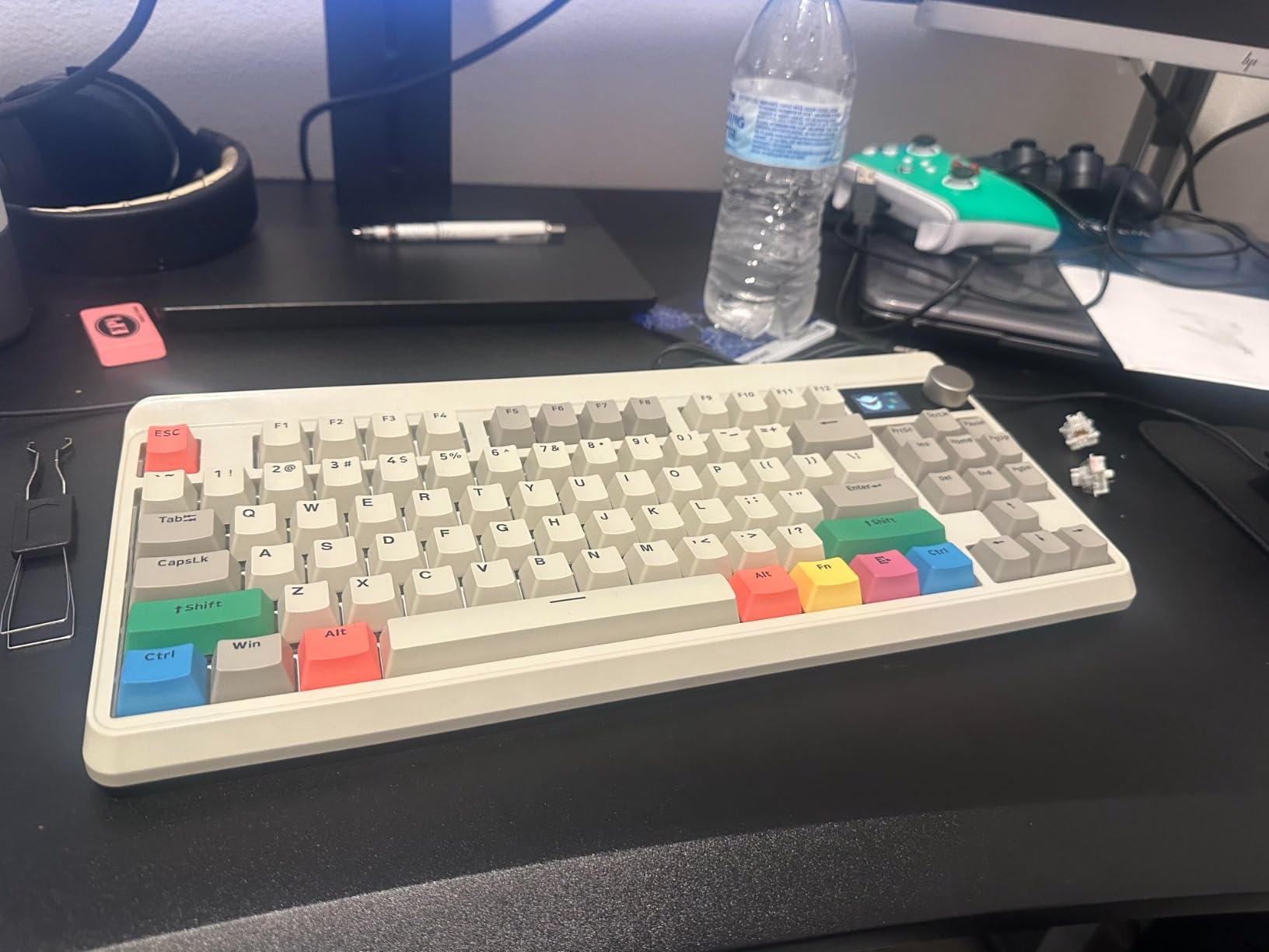 Womier Retro 75% Gaming Keyboard with OLED Display&Knob, M87 Pro Bluetooth 5.1/2.4GHz /USB-C Wireless Mechanical Keyboard with Hot-Swappable Custom Switch, Compact Gamer RGB Keyboard-Grey customer photo 2