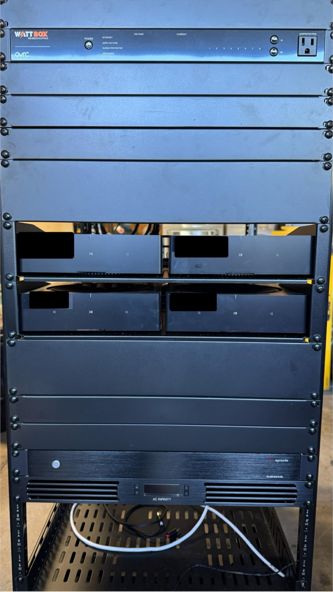 RackPath 2U Cantilever Universal Rack Shelf - 14in Deep - Rackmount Shelf for 19'' AV/Network Equipment Racks - 55lbs Capacity - 2 Pack customer photo 1