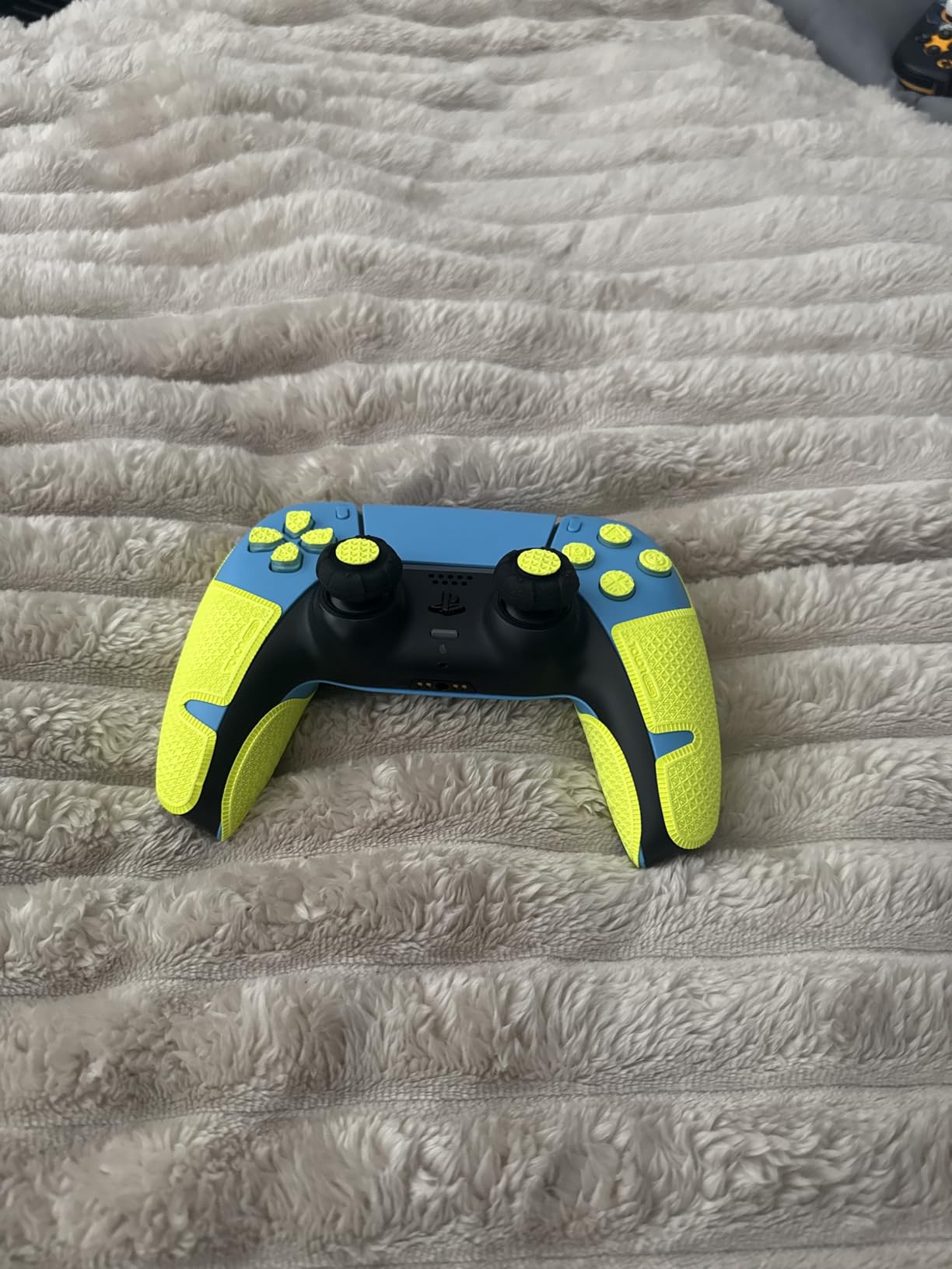 TALONGAMES Controller Grip Tapes Compatible with PS5 DualSense Edge, Ultra Version Anti Slip Tape, Sweat Absorbent, Skin kit, Compatible with PlayStation 5 Edge Grips, Buttons, Trigge, D-pad Black customer photo 1