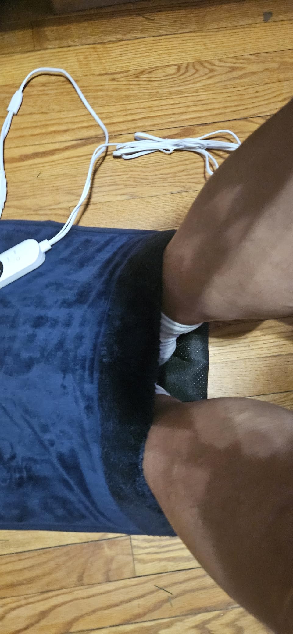 Electric Heated Foot Warmer for Feet, Double Sided Feet Warmer Foot Heating Pad with 9 Levels Temp and 3 Timers, Foot Warmers for Bed, Under Desk, Office, Birthday Christmas Gifts for Women Men(Grey) customer photo 2