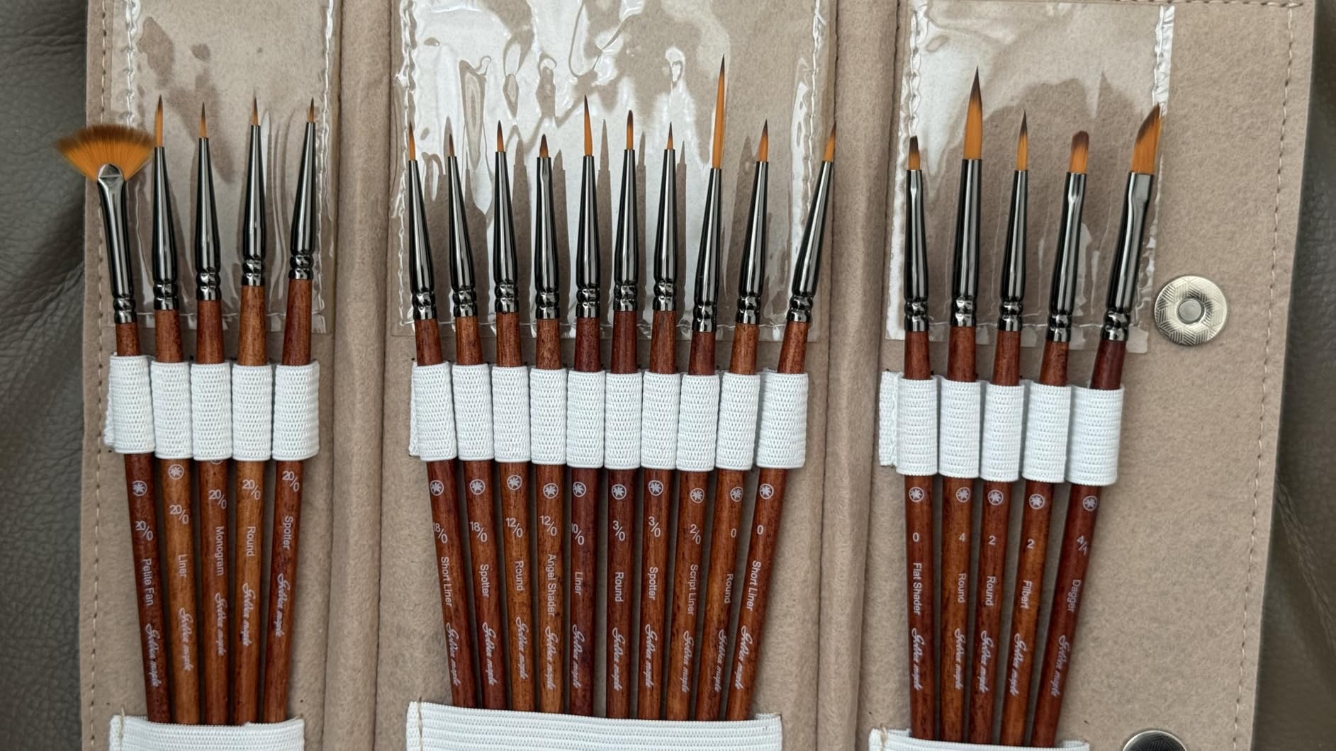 Golden Maple Miniature Paint Brushes Drybrush-18PCS Micro Detail Paint Brush Set, Small Fine Detail Model Brushes for Acrylics, Watercolors & Paint by Number, Figurine - Cocoa Brown customer photo 1