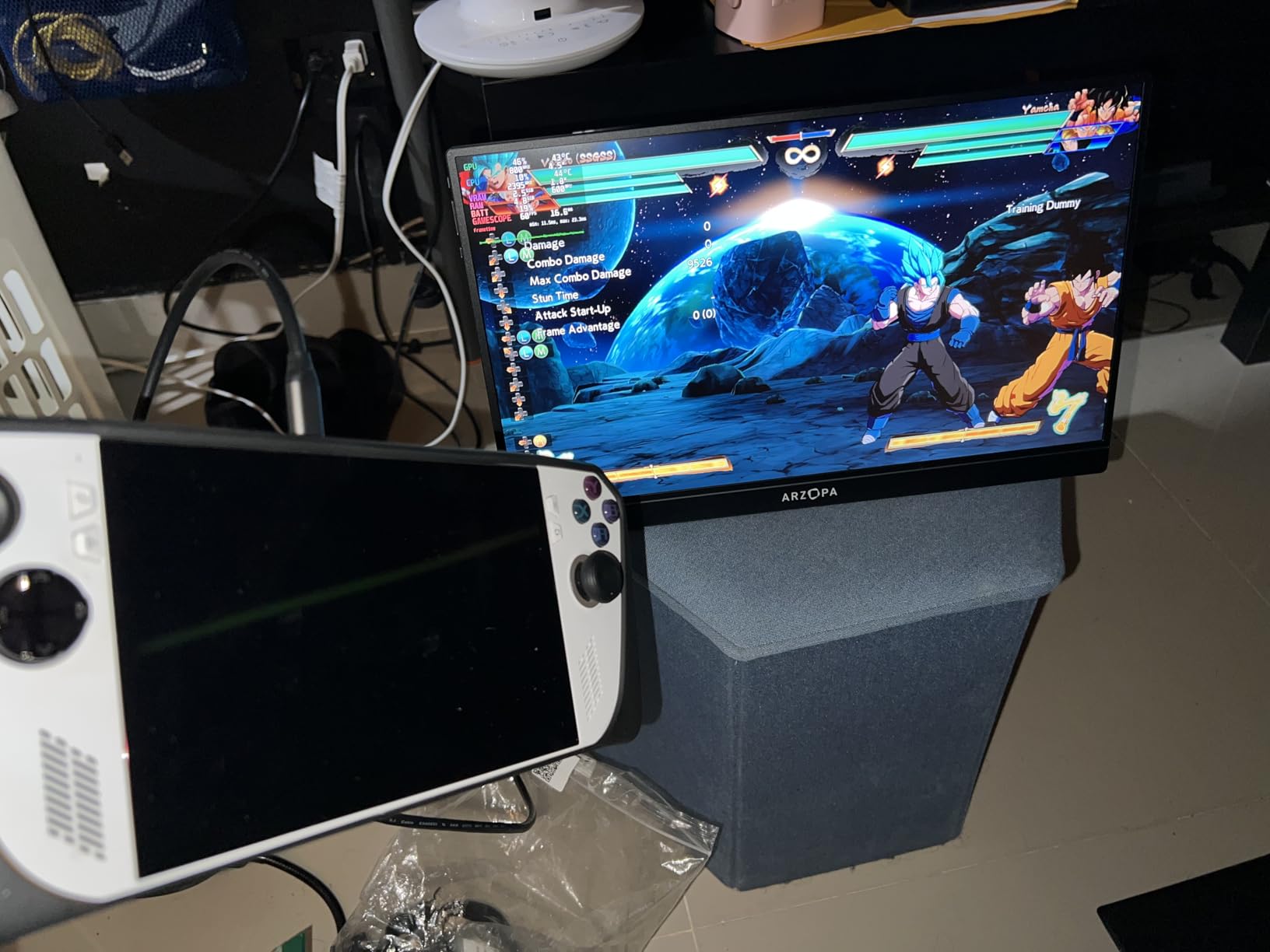 ARZOPA 16.1'' 144Hz Portable Gaming Monitor, 106% sRGB 1080P FHD Kickstand Portable Monitor with HDR, Ultra Slim, Eye Care, External Second Screen for Laptop, PC, PS5, Mac, Xbox-Z1FC customer photo 1