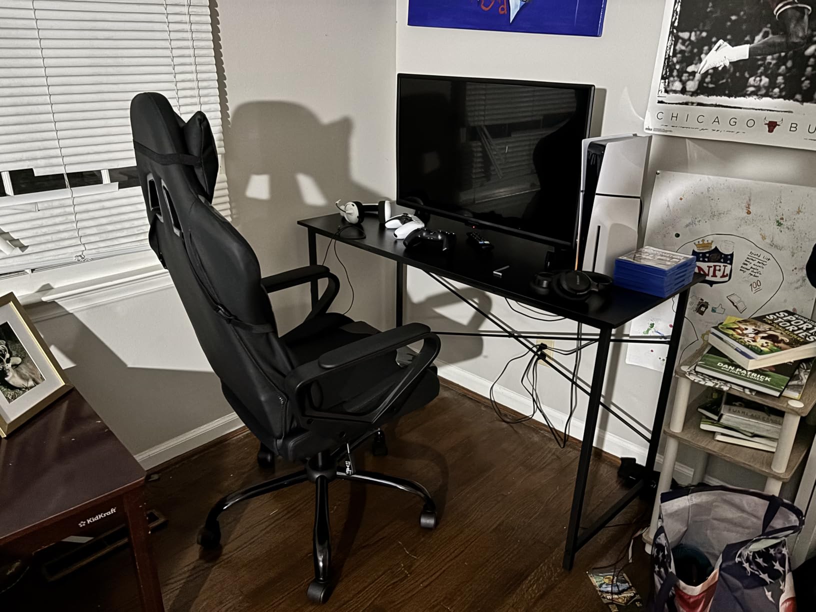 PayLessHere Ergonomic Racing Desk Chair Gaming Chair Computer Chair with Armrests 360° Swivel & Caster Pu Desk Task Chair Executive Headrest Lumbar Support for Back Pain Women Men and Adults customer photo 1