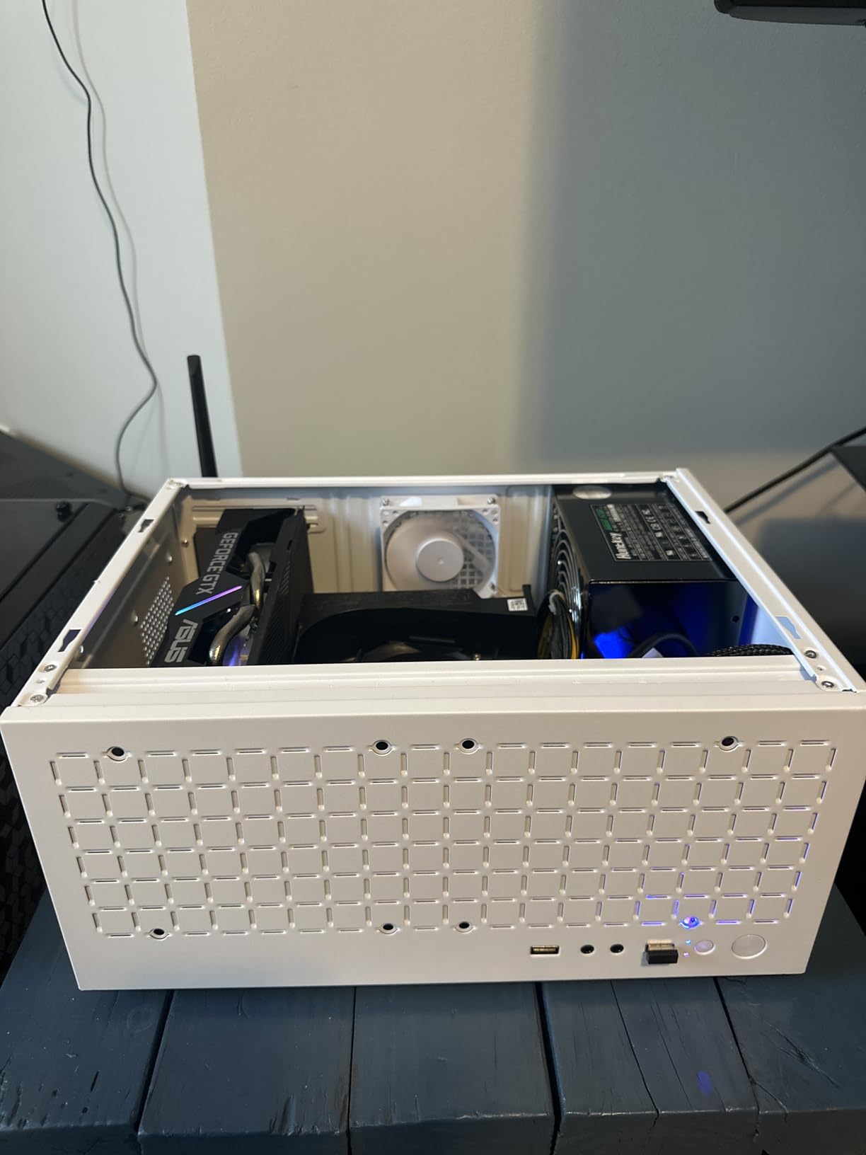 Matx Case:High Airflow Micro ATX Case, Support MATX, Mini-ITX, Micro ATX Case Slim with USB3.0x1 I/O Port, Black with 80MM Fans customer photo 1