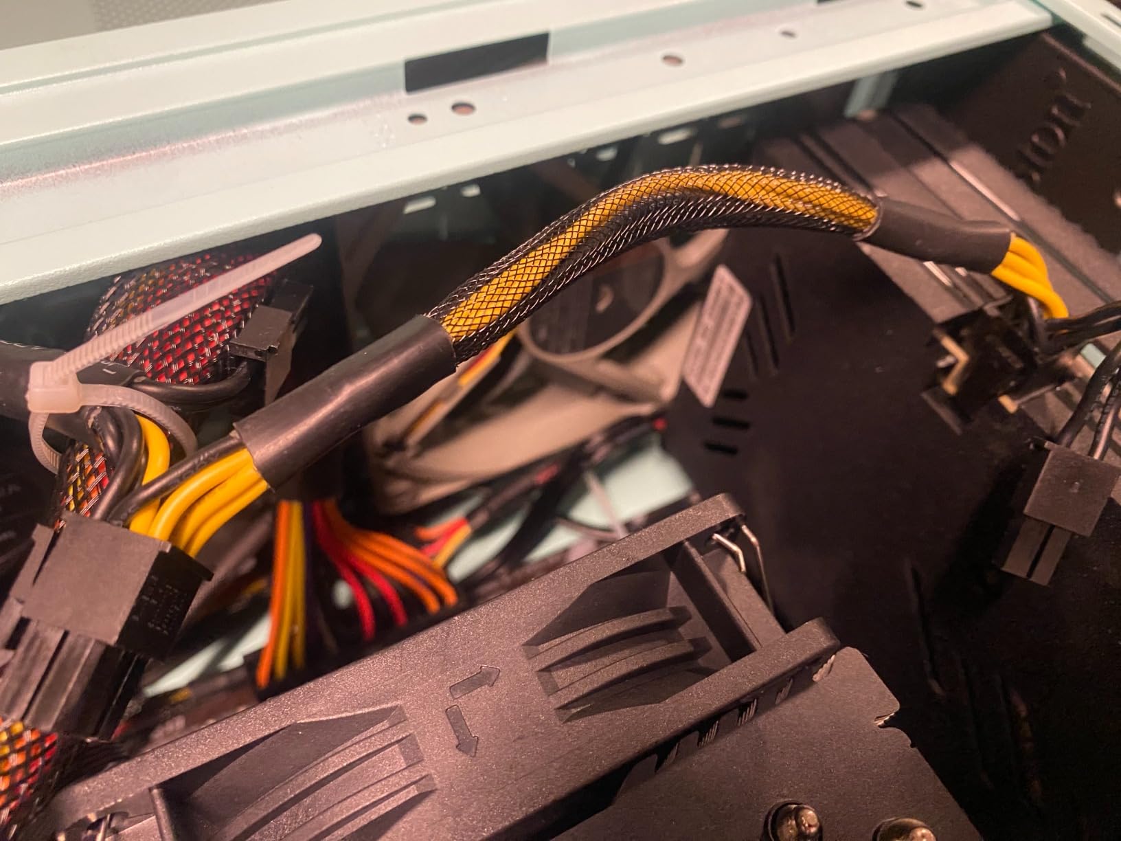 Matx Case:High Airflow Micro ATX Case, Support MATX, Mini-ITX, Micro ATX Case Slim with USB3.0x1 I/O Port, Black with 80MM Fans customer photo 2