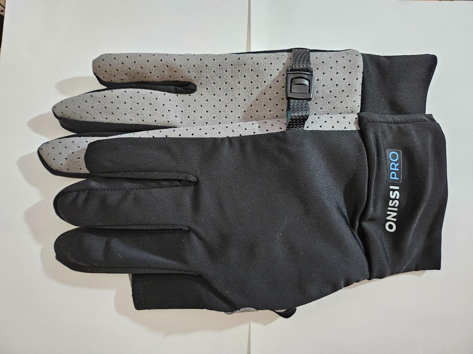 ONISSI Pro Gaming Gloves for Sweaty Hands | Sim Racing & Gamer Gloves for Grip PS4/PS5/Xbox/PC/VR/Sim Racer customer photo 1