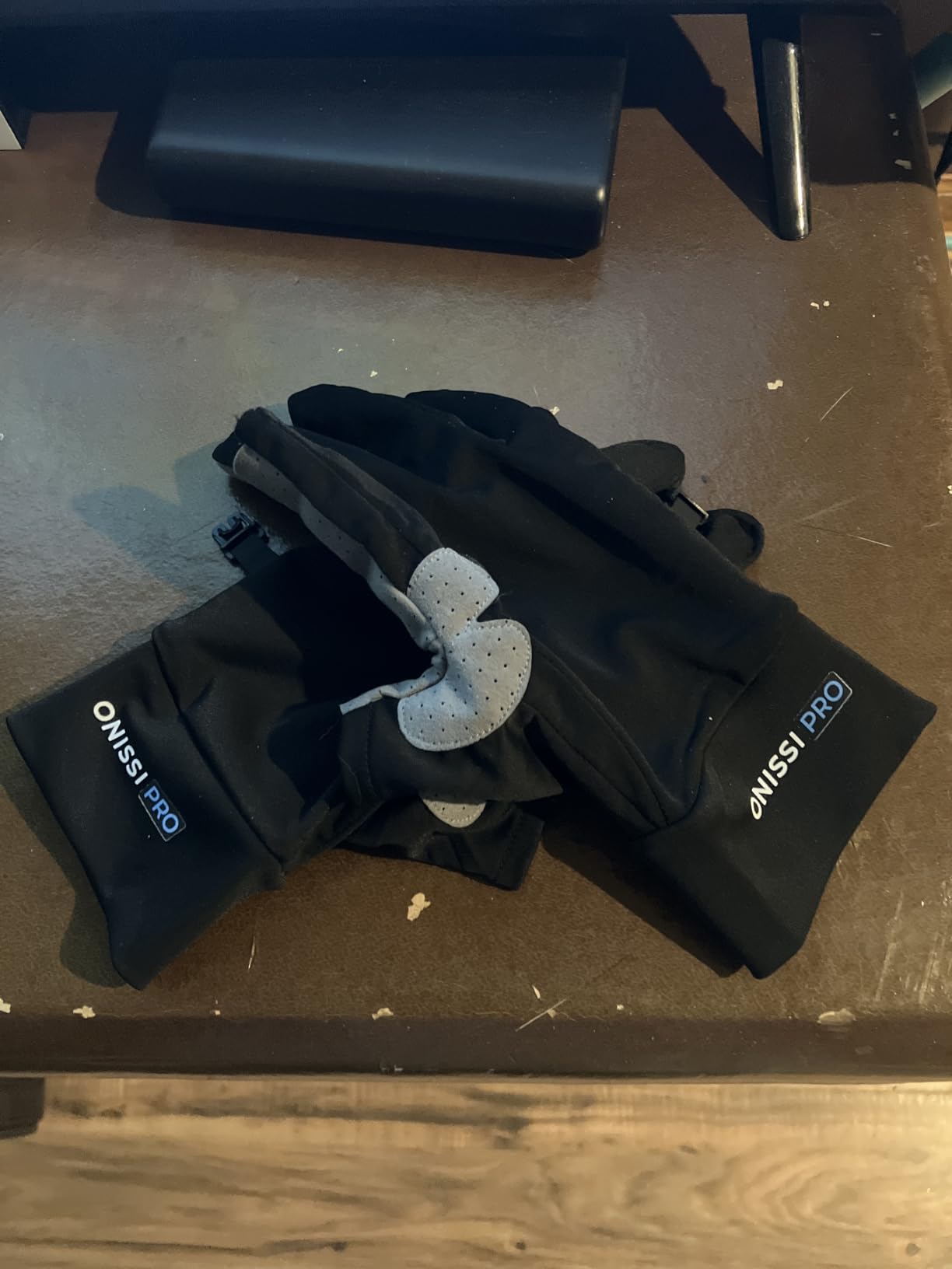 ONISSI Pro Gaming Gloves for Sweaty Hands | Sim Racing & Gamer Gloves for Grip PS4/PS5/Xbox/PC/VR/Sim Racer customer photo 2