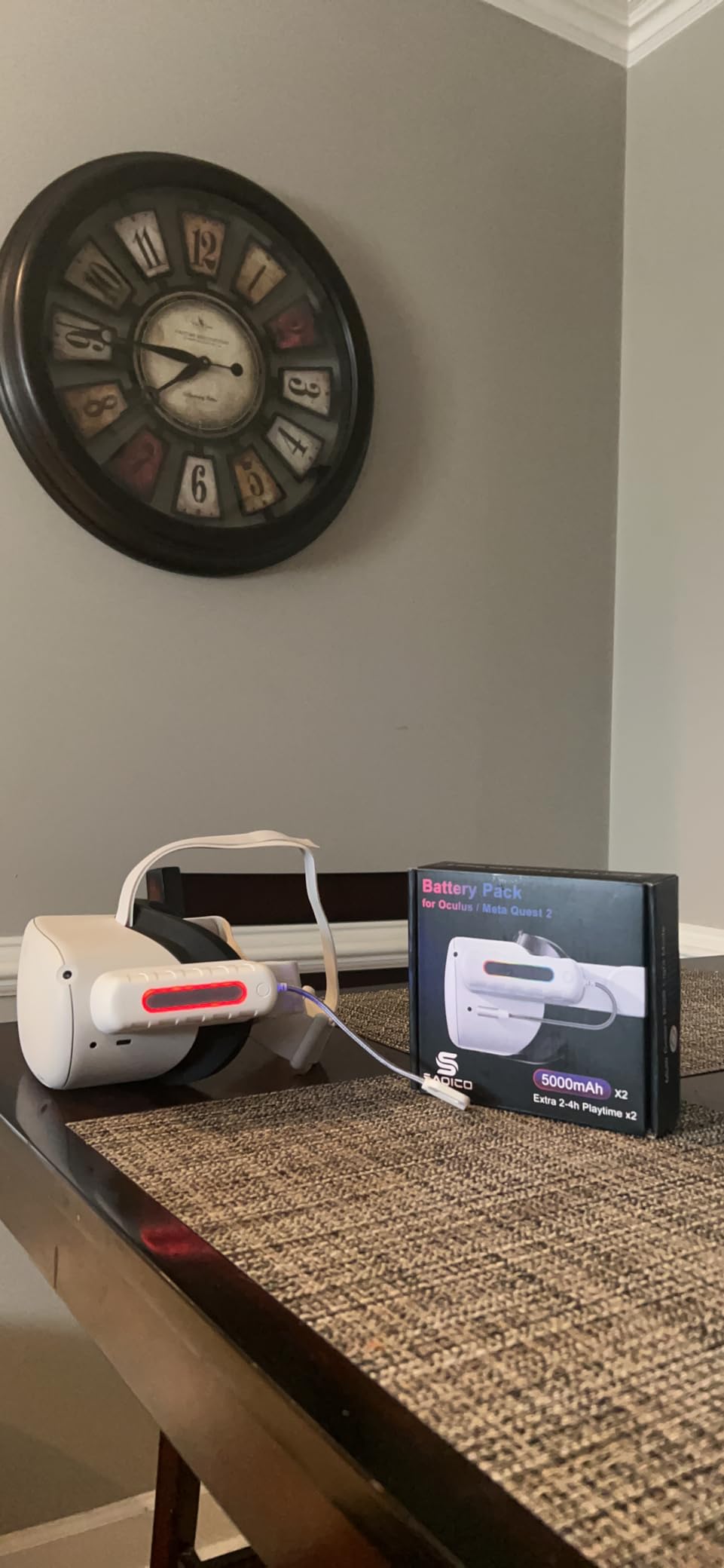 Saqico Battery Pack for Meta Quest 2/3/3s, 5000mAh Extended Power with Multi-Colors RGB Lights, Lightweight and Portable VR Extend Power Accessories for Extra 2-4H Playtime customer photo 1