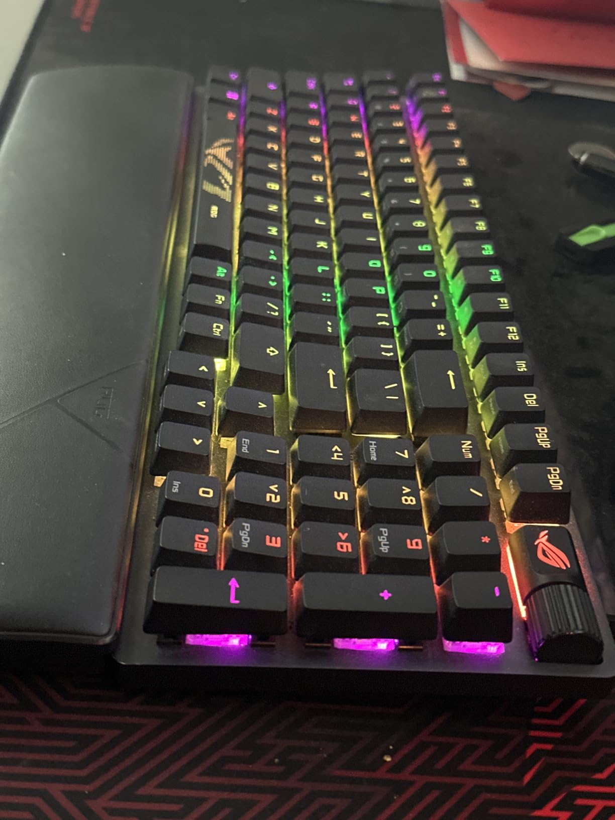 ASUS ROG Strix Scope II 96 Wireless Mechanical Gaming Keyboard - 96% Full-Size, Tri-Mode Connectivity, Hot Swappable Pre-lubed ROG NX Storm Clicky Switches, PBT Keycaps, RGB, PC/Mac Support - Black customer photo 1