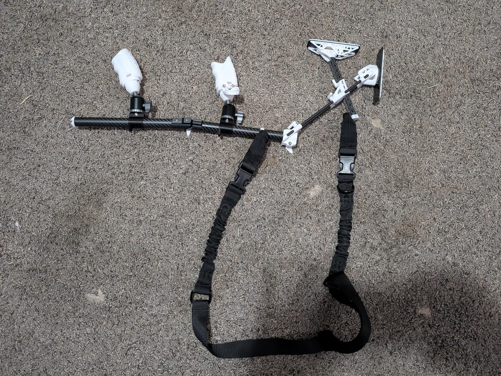 VRX-15 VR Gun Stock Magnetic Rifle Gunstock Pistol Adapter Sword Stock for Quest 3 / 3S / 2 Pro White customer photo 2