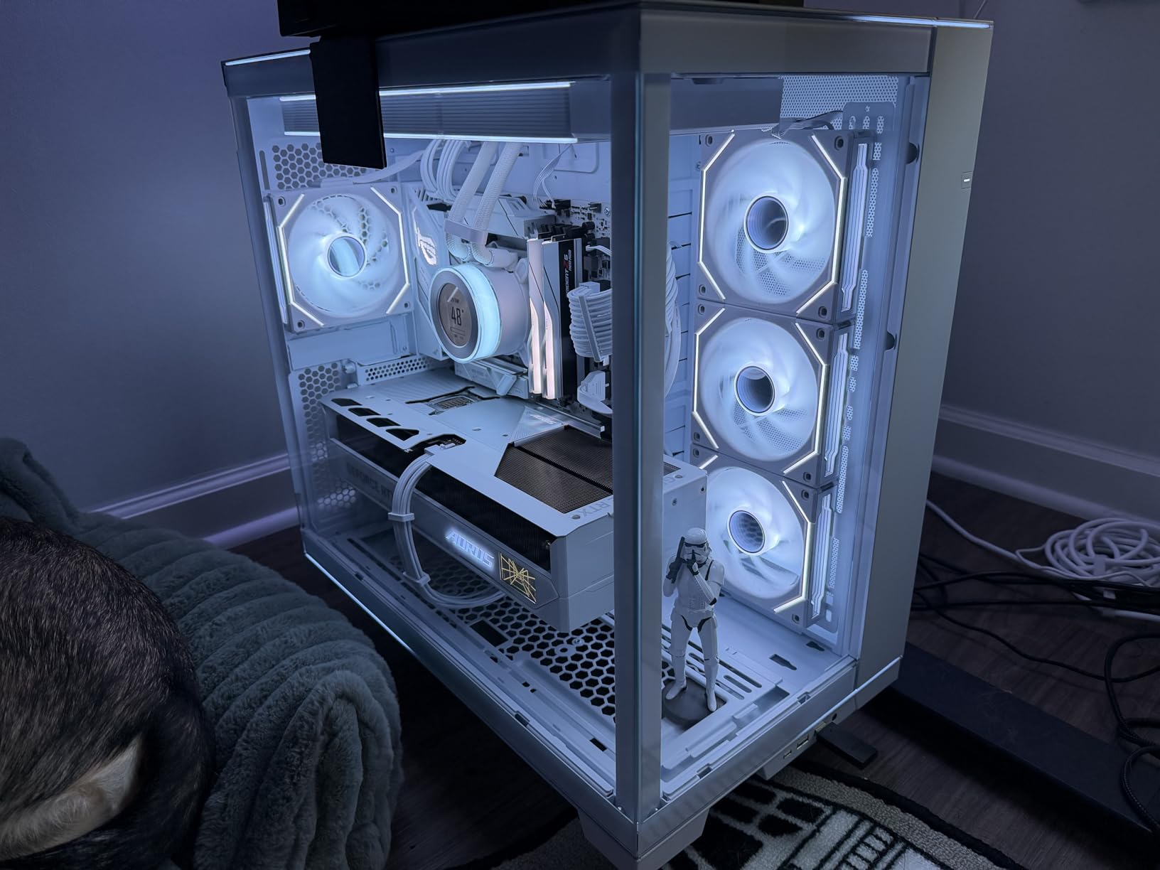 Lian Li O11D EVO RGB E-ATX Gaming Dual Chamber case - ARGB Lighting Strips - Up to 420mm Radiator - Cable Management - Front and Side Tempered Glass Panels - Reversible Chassis customer photo 2