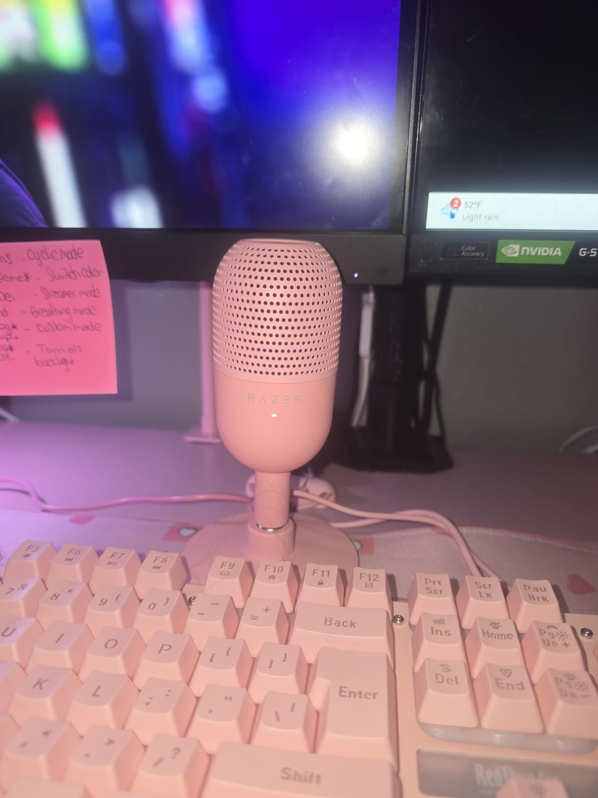 Razer Seiren V3 Mini USB Microphone: Condenser Mic - Supercardioid Pickup Pattern - Tap-to-Mute Sensor customer photo 2